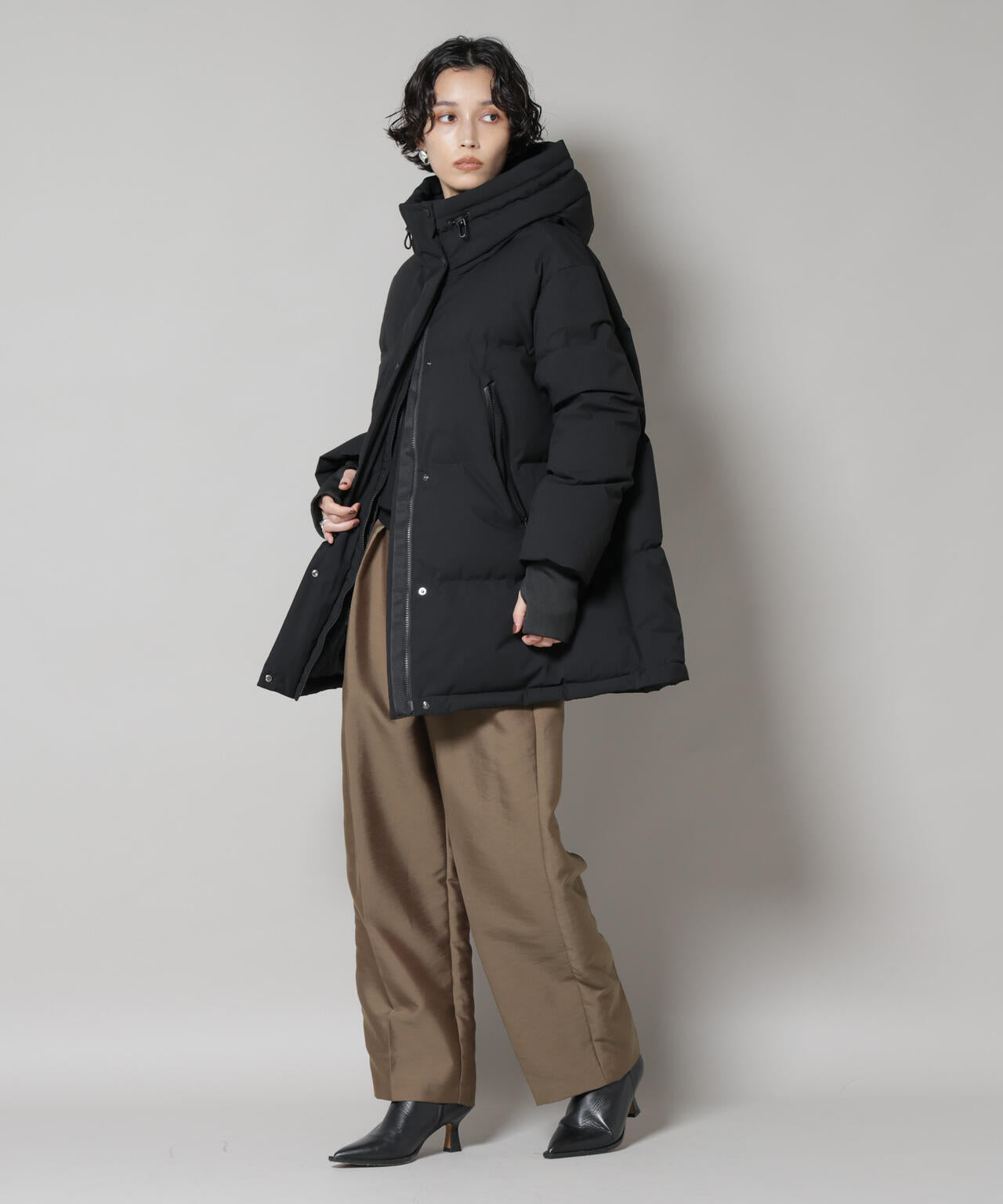 「西川ダウン(R)」ソロテックスAラインダウン