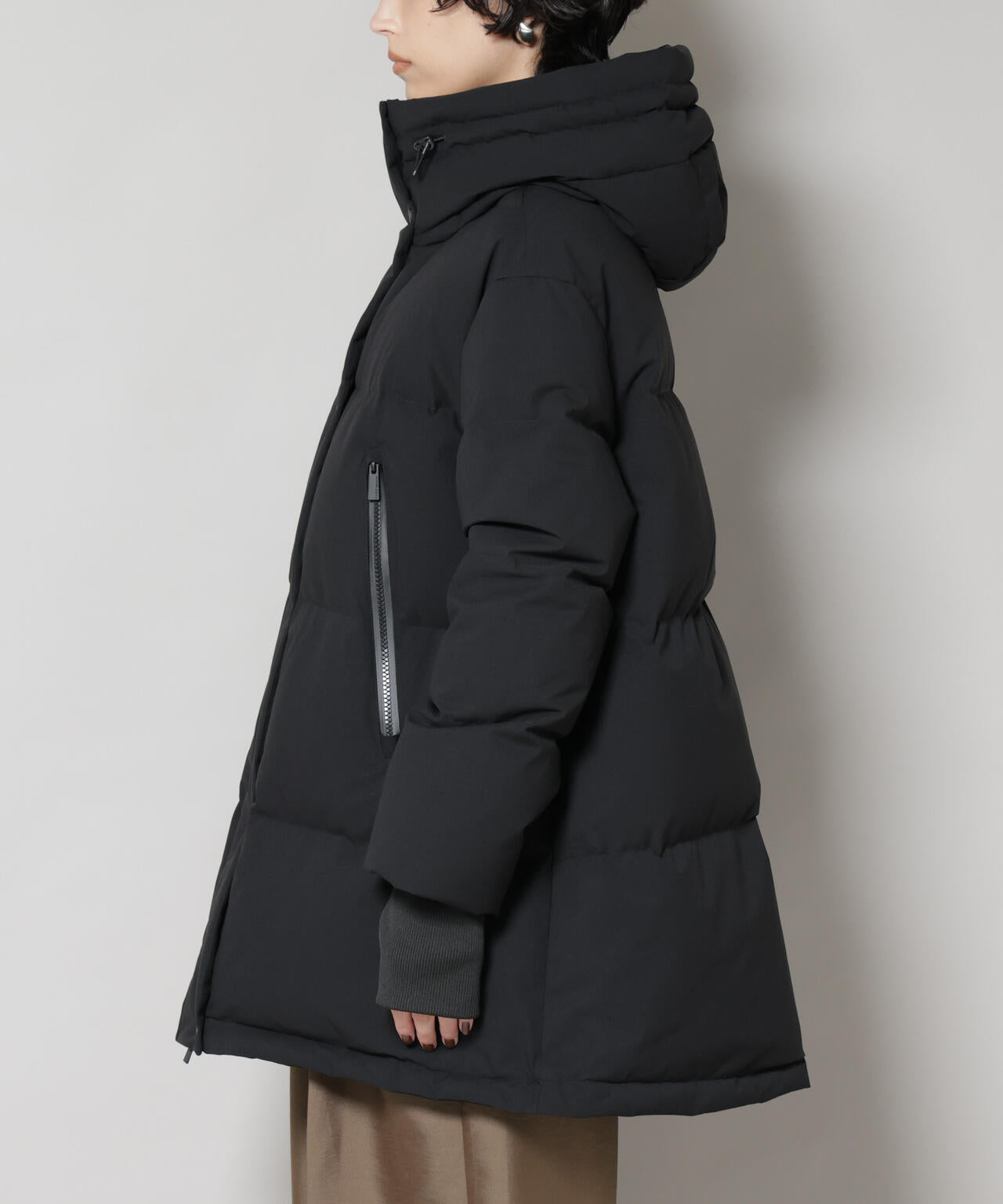 「西川ダウン(R)」ソロテックスAラインダウン