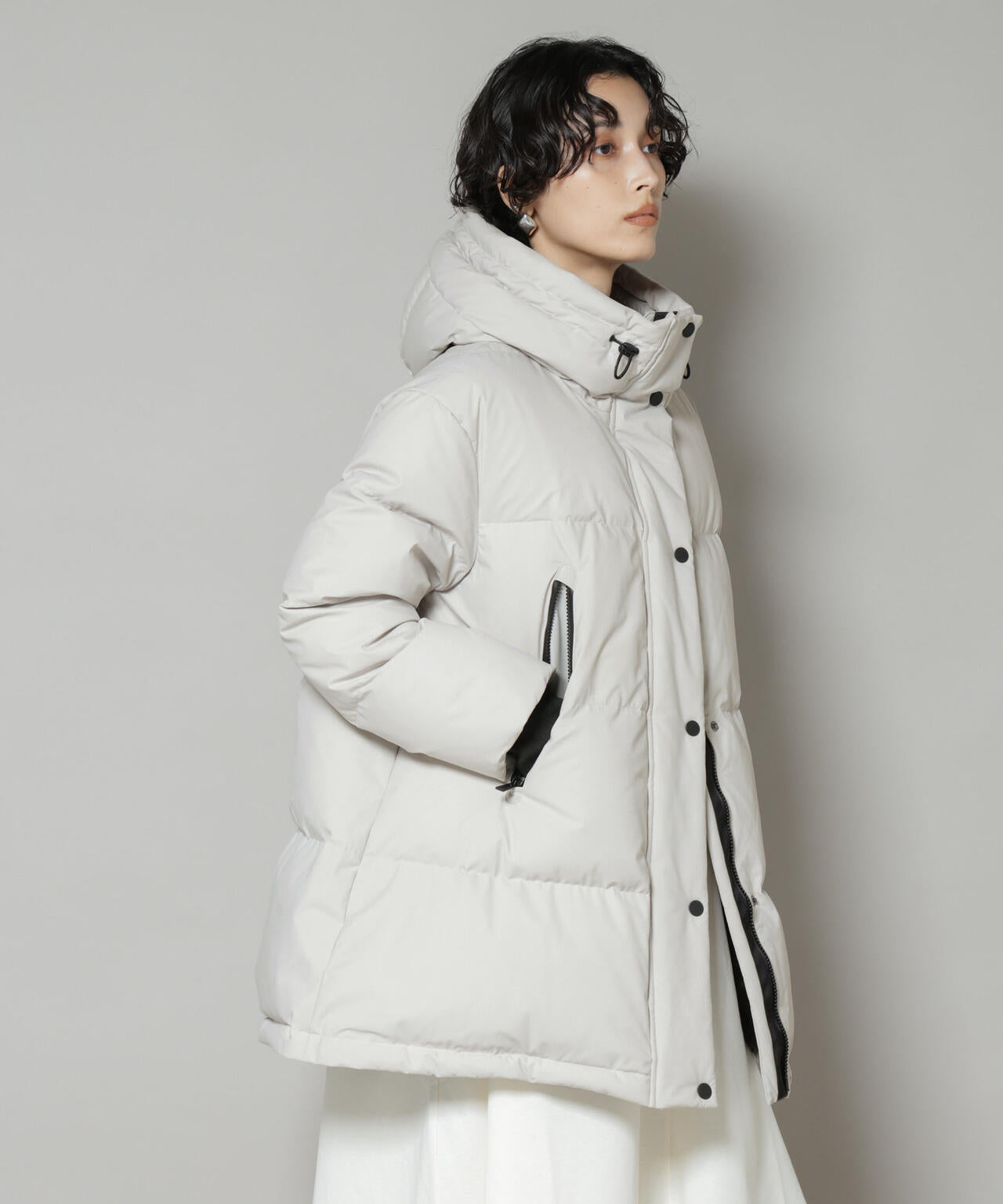 「西川ダウン(R)」ソロテックスAラインダウン