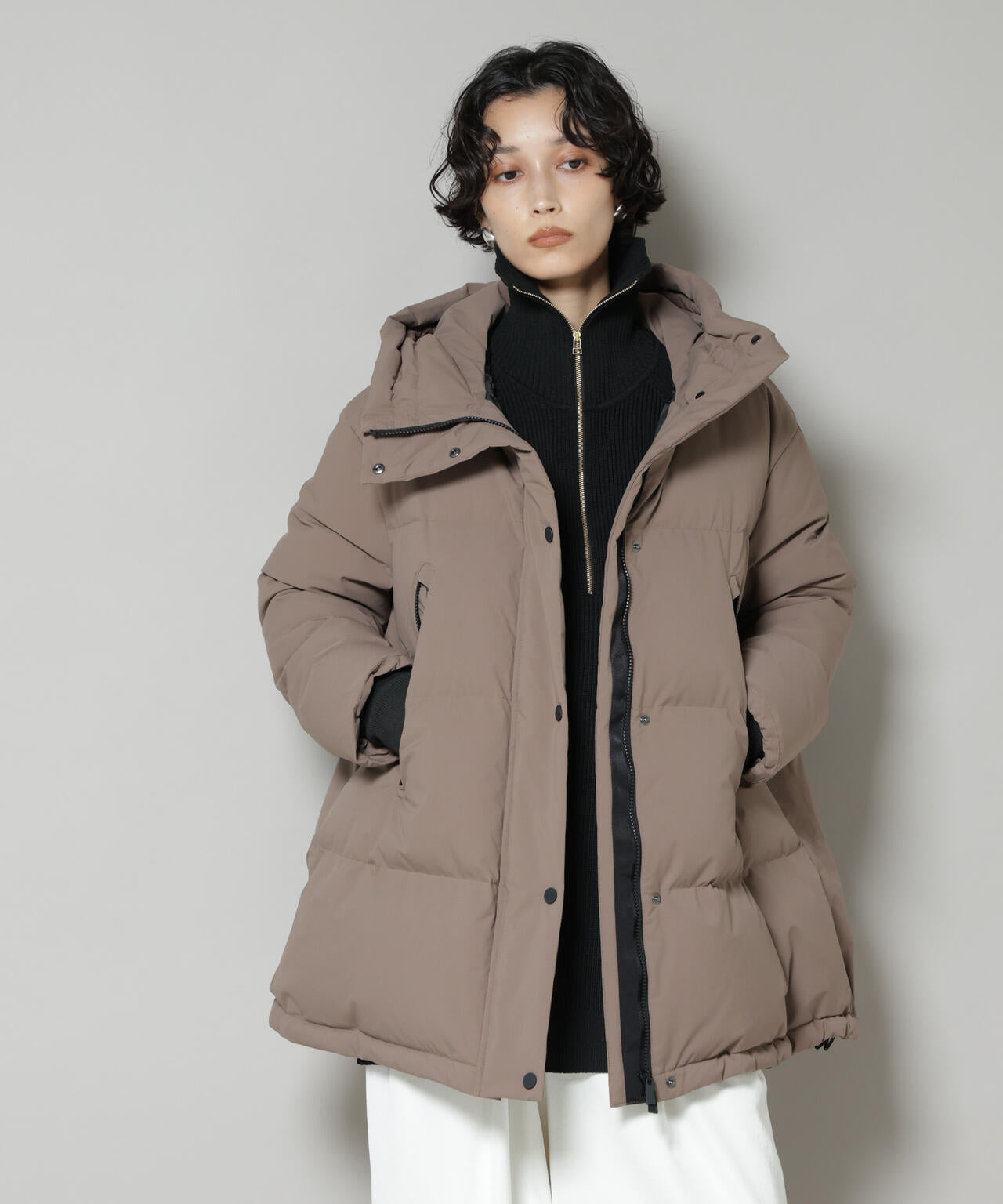 「西川ダウン(R)」ソロテックスAラインダウン