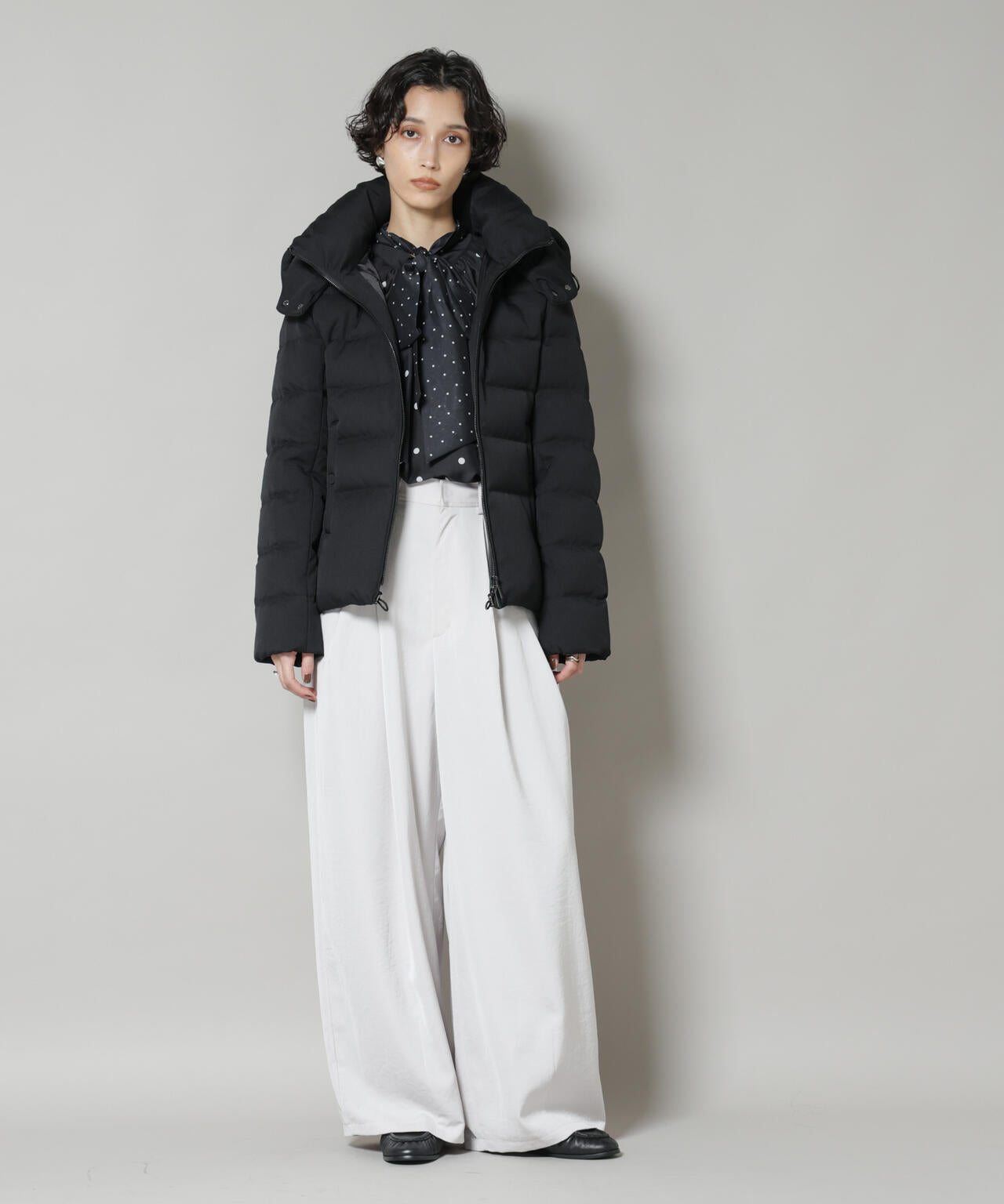 「西川ダウン(R)」サージショートダウン