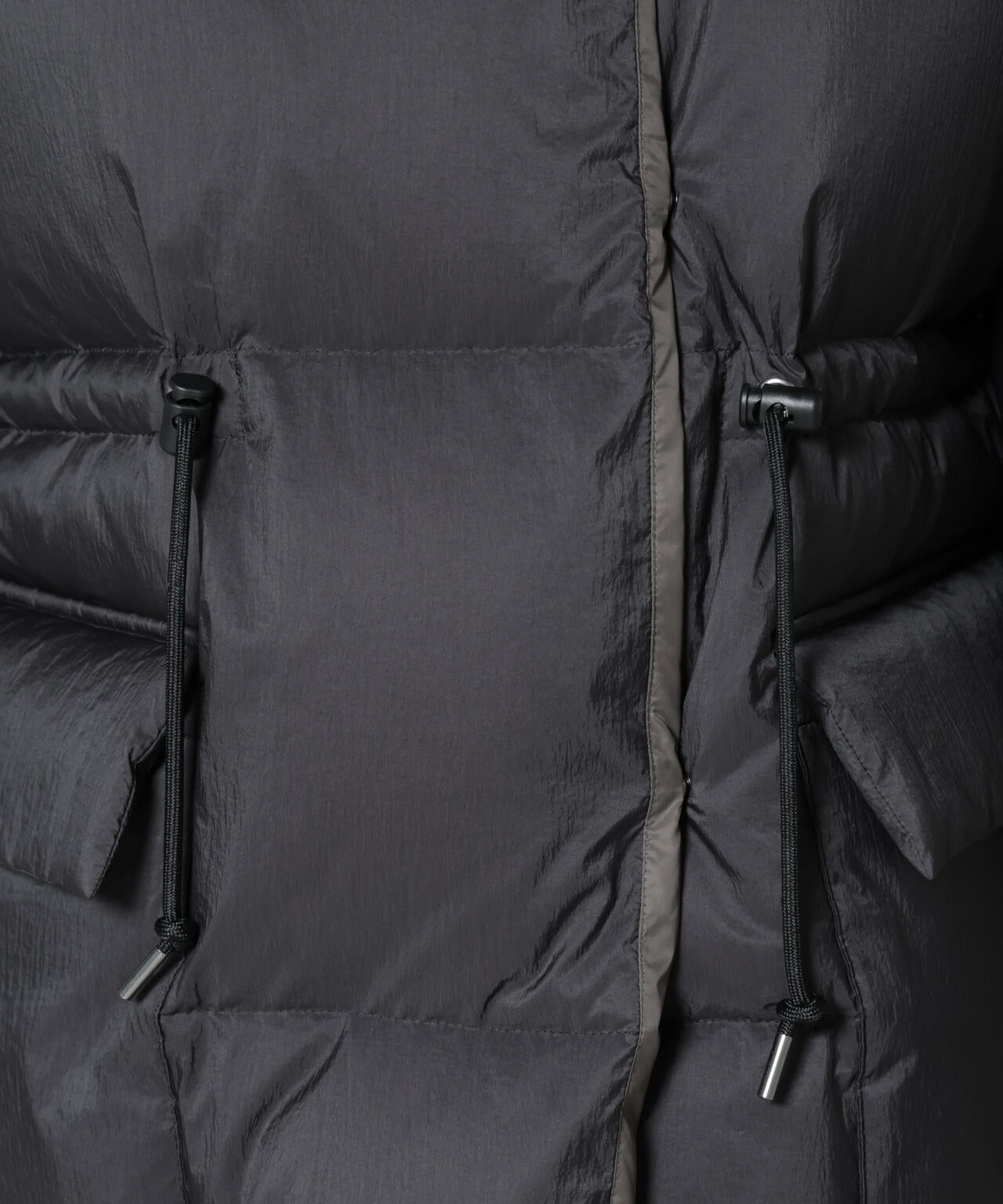 「西川ダウン(R)」バイカラーボリュームダウン