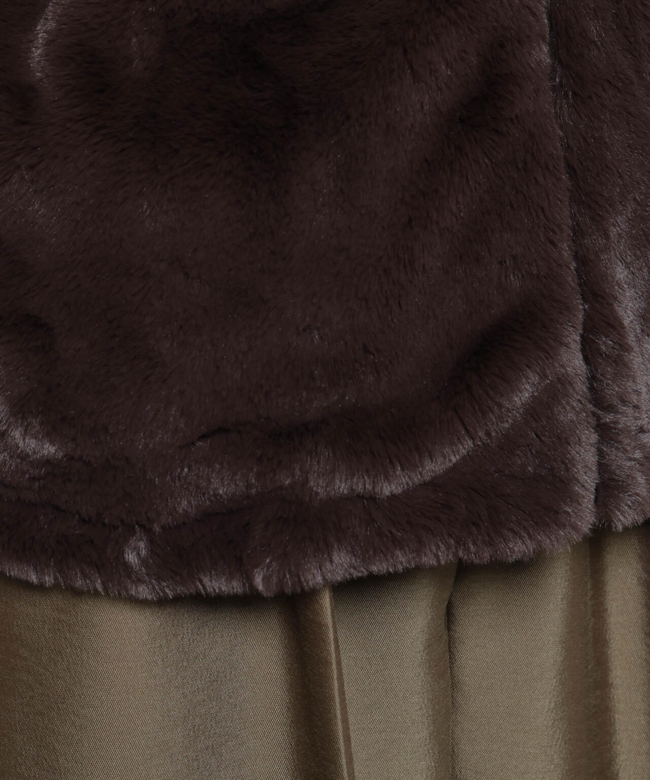 フェイクファーフードベスト