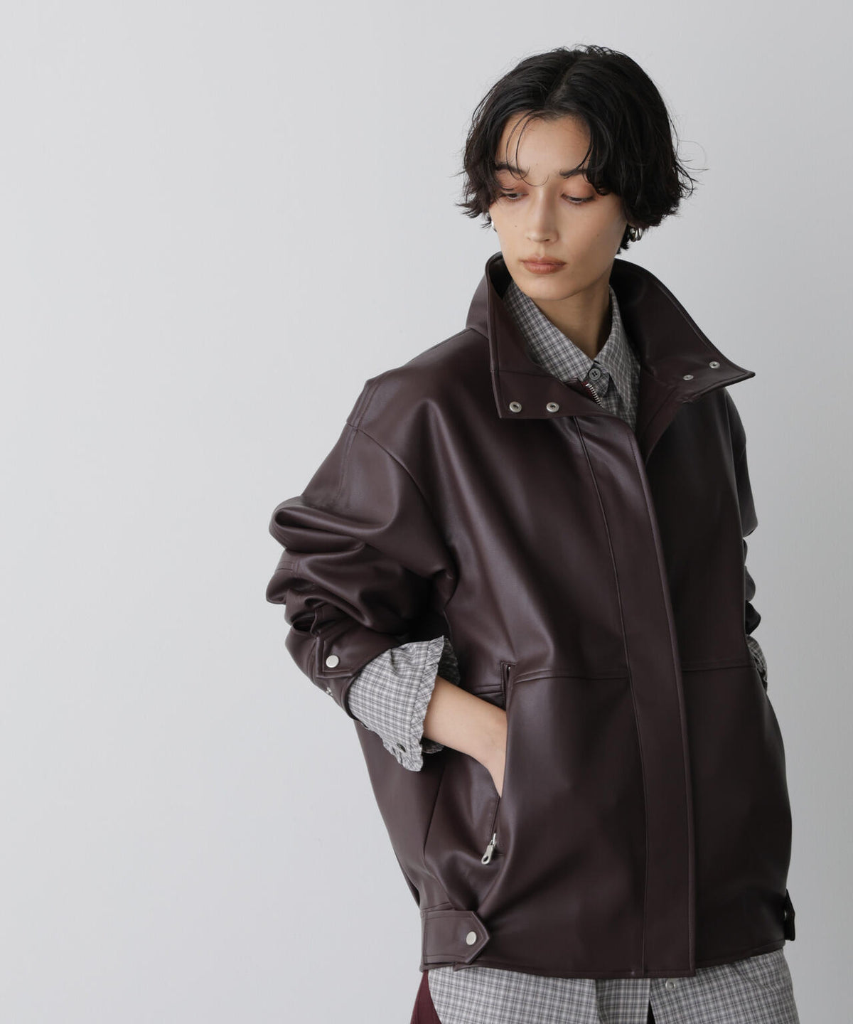「STEVELOUR」スタンドフェイクレザージップブルゾン