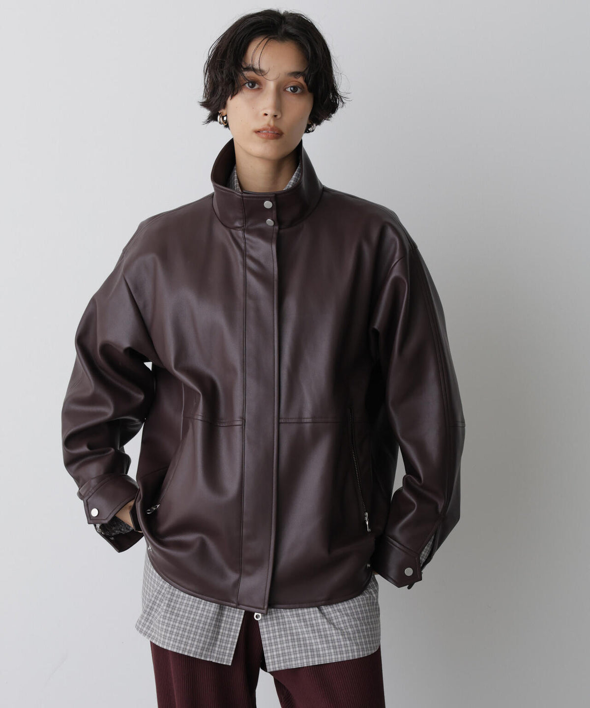 「STEVELOUR」スタンドフェイクレザージップブルゾン