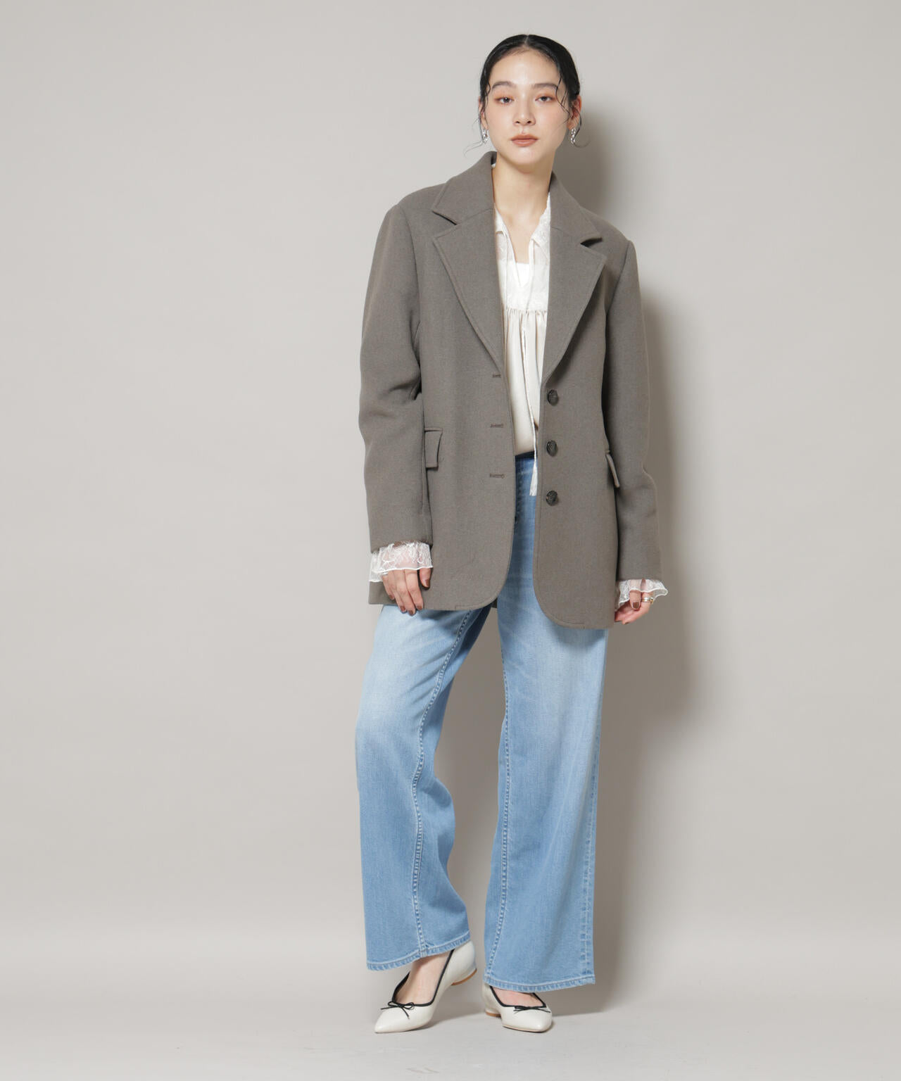 ワイドショルダージャケット