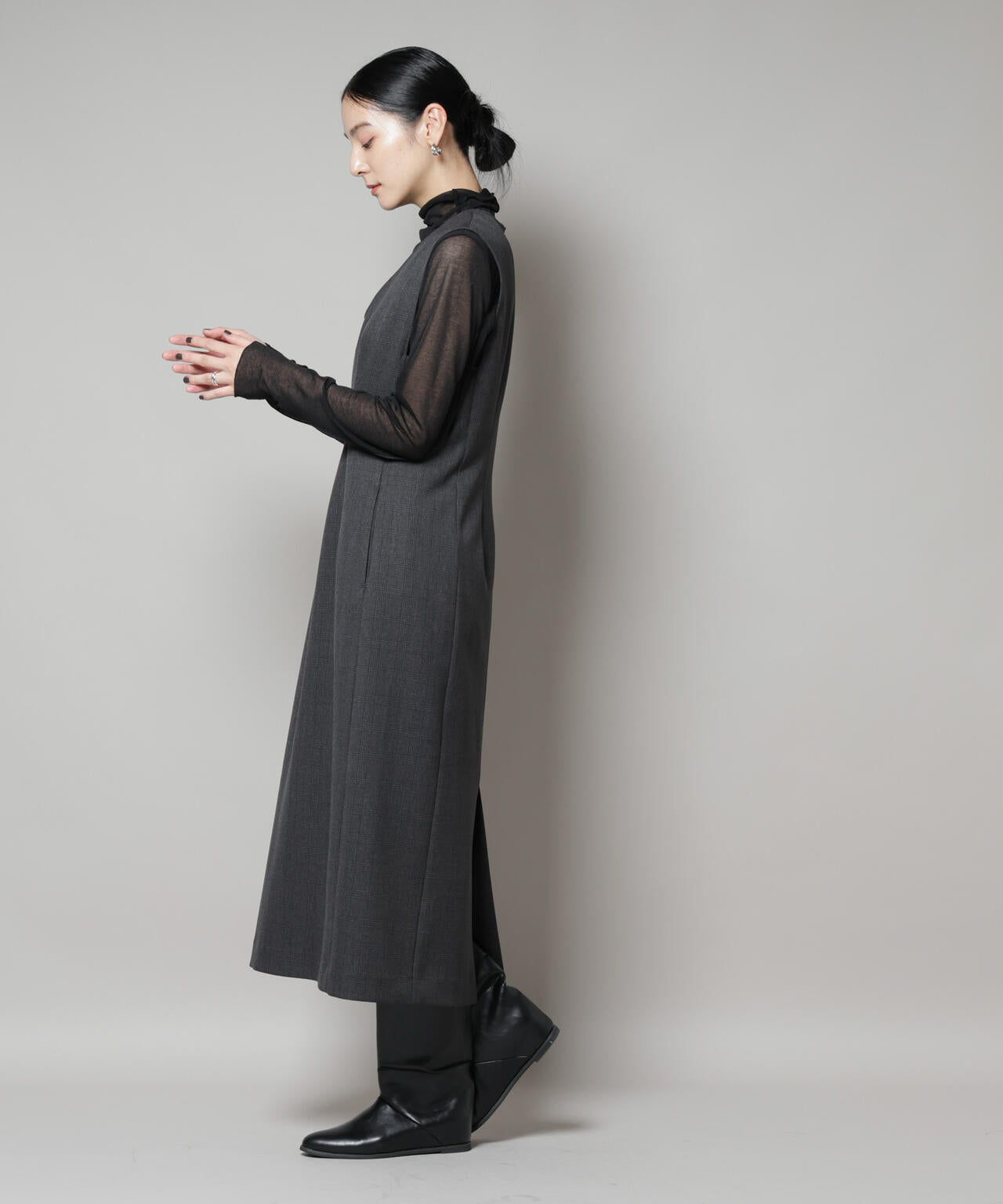 ストレッチサージチェックVネックワンピース(セットアップ可)