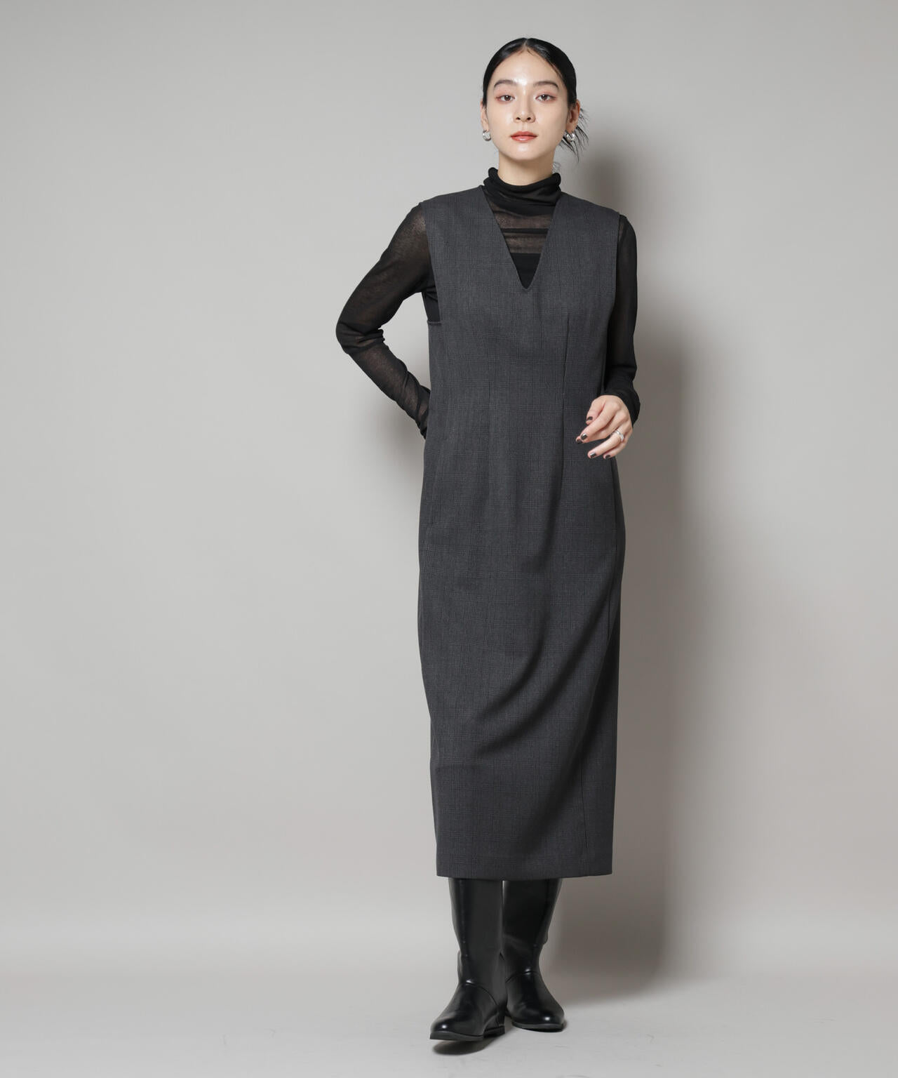 ストレッチサージチェックVネックワンピース(セットアップ可)