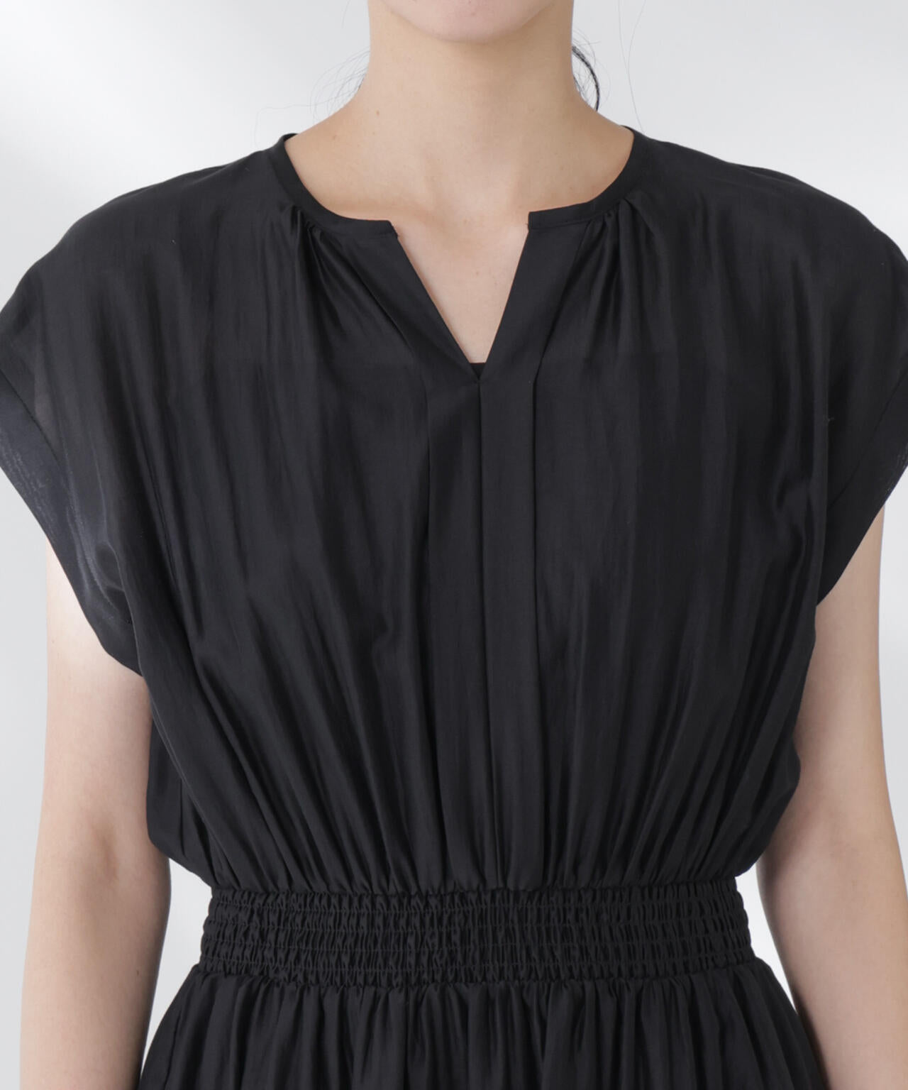 シアーサテンウエストシャーリングワンピース