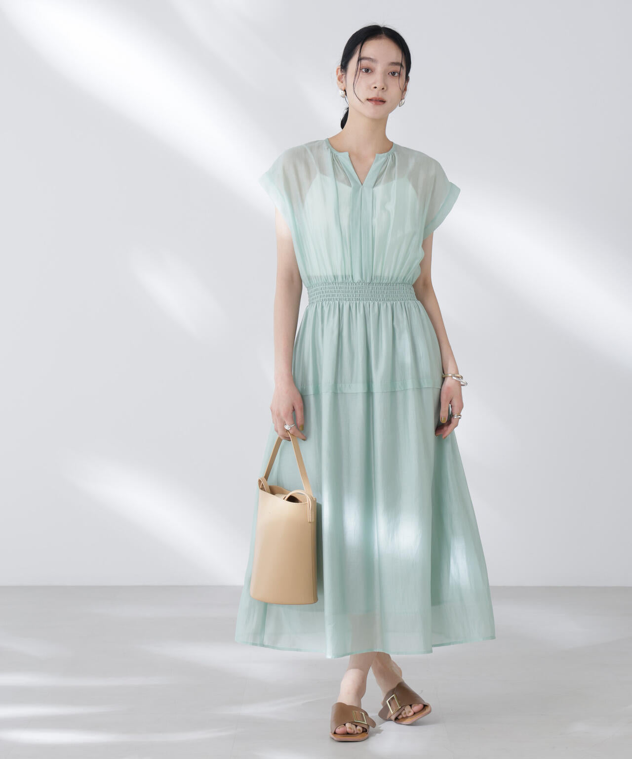 シアーサテンウエストシャーリングワンピース