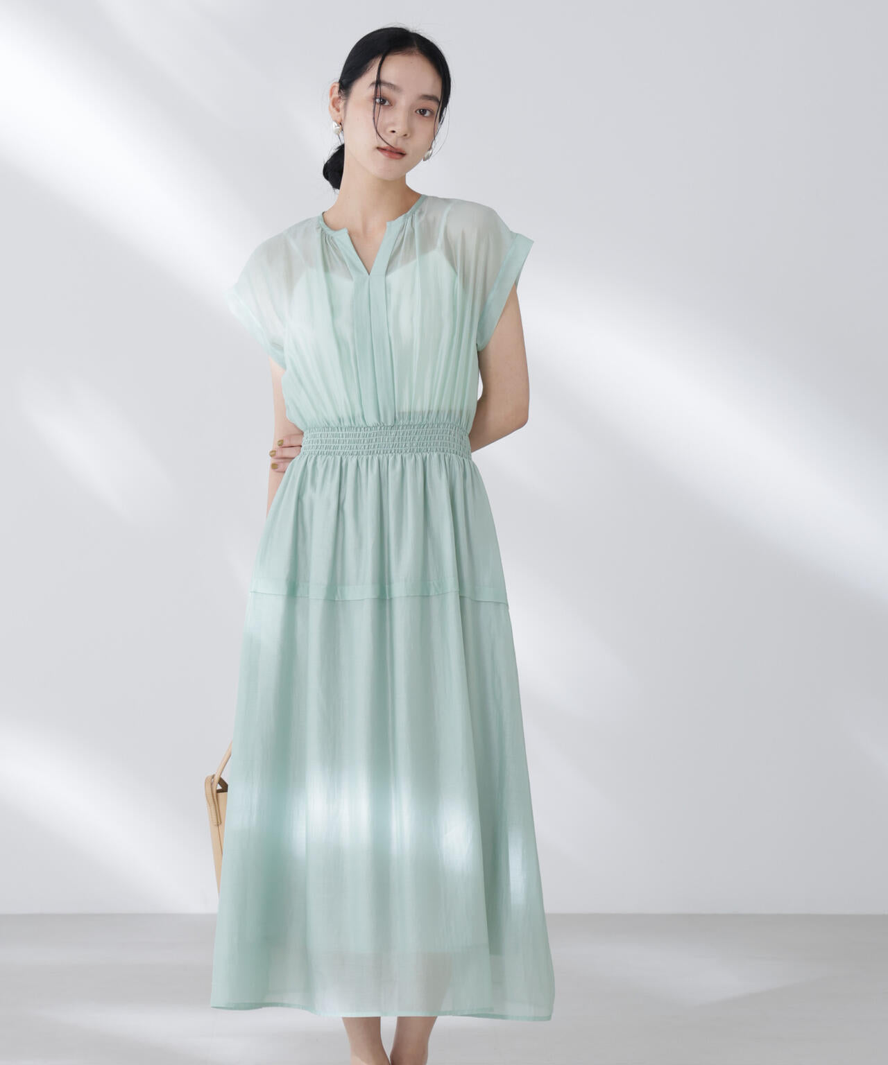 シアーサテンウエストシャーリングワンピース