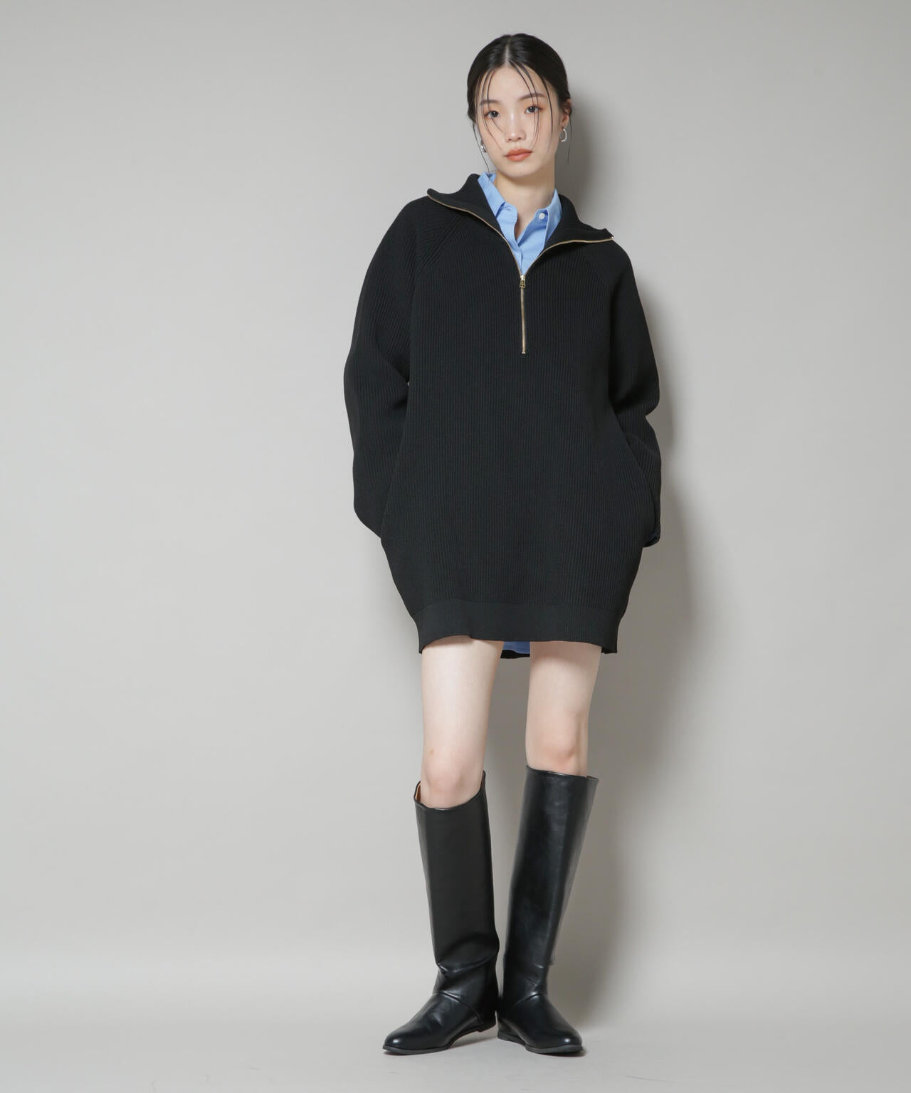 片畦ニットハーフジップミニワンピース