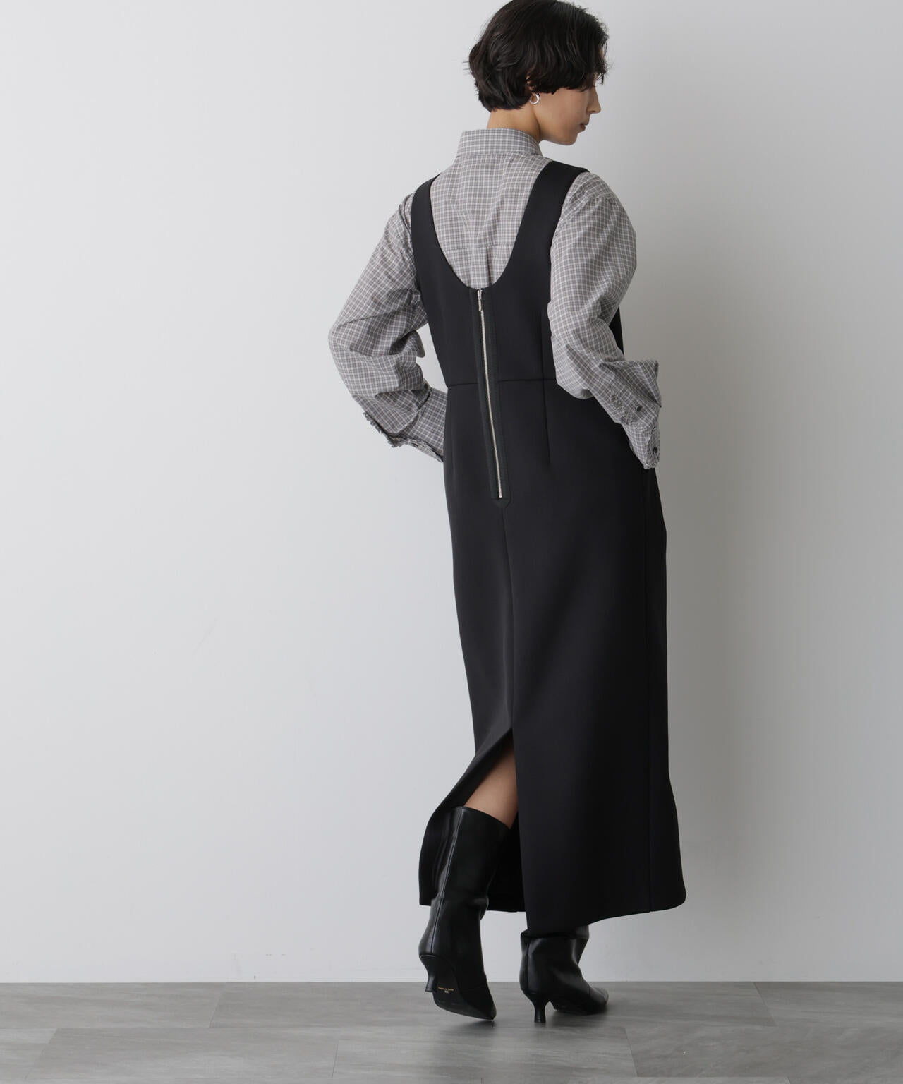 「STEVELOUR」ダンボールボトルドレス