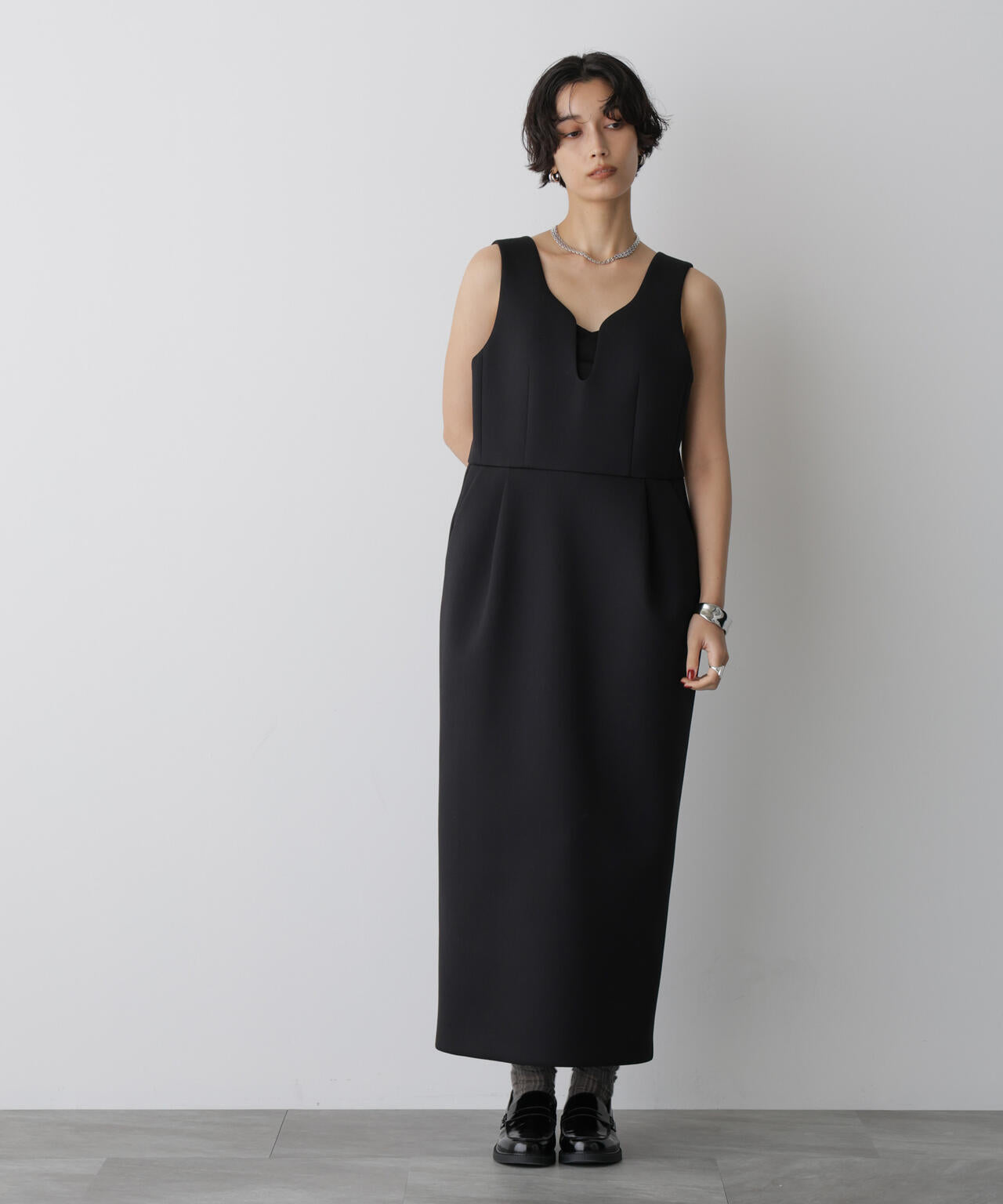 「STEVELOUR」ダンボールボトルドレス