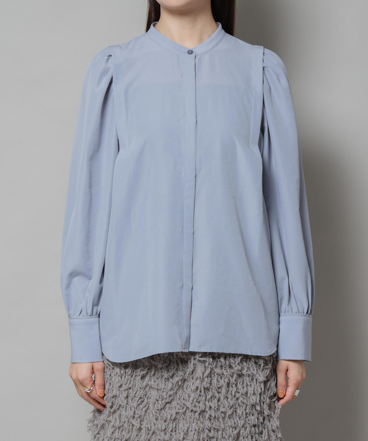 ショルダーギャザーブラウス