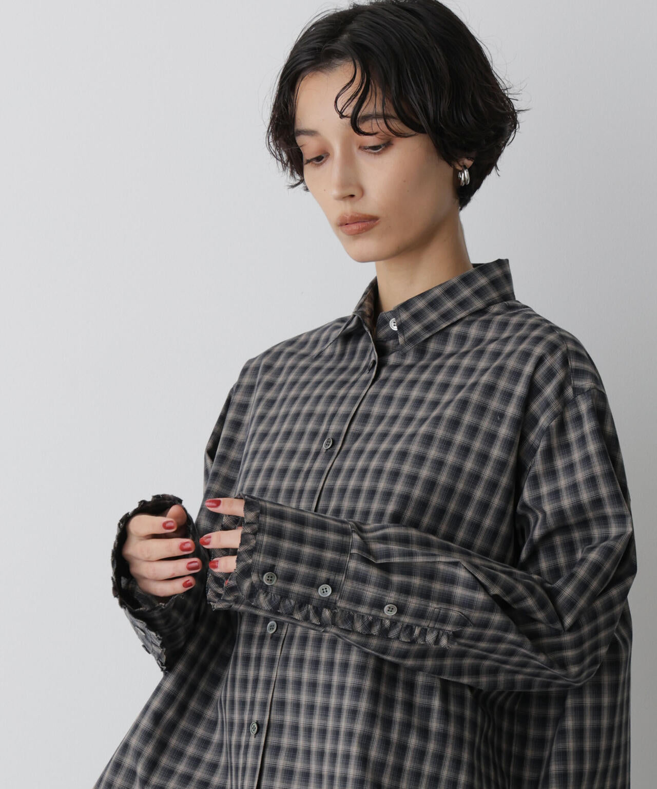 「STEVELOUR」モダンプレッピーシャツ