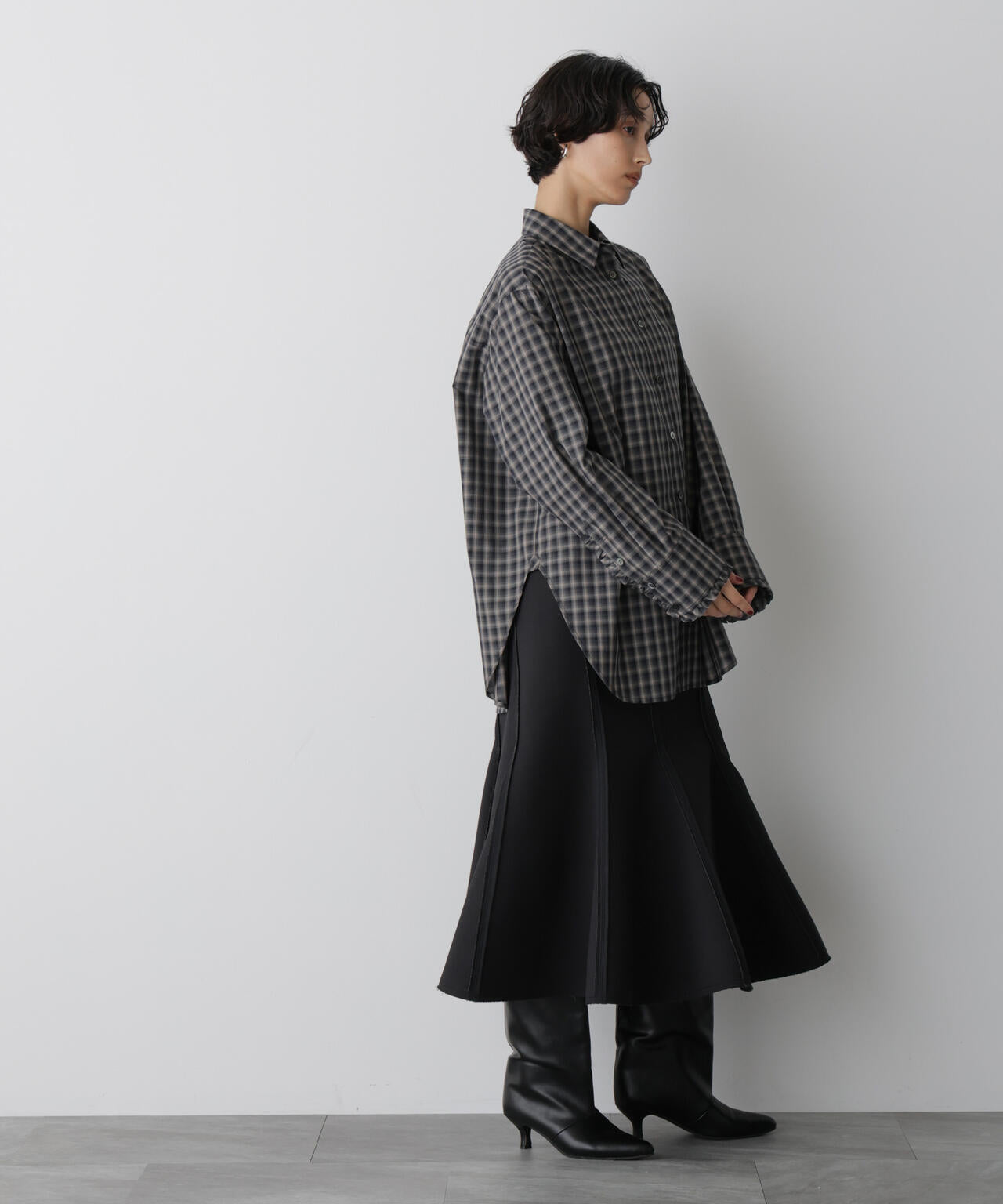 「STEVELOUR」モダンプレッピーシャツ