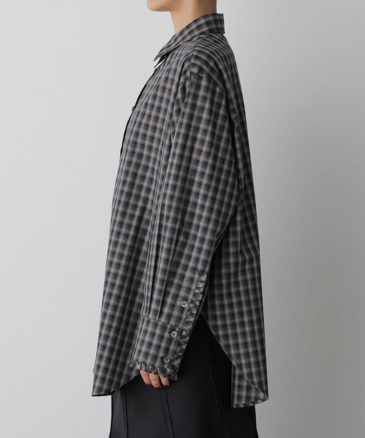 「STEVELOUR」モダンプレッピーシャツ