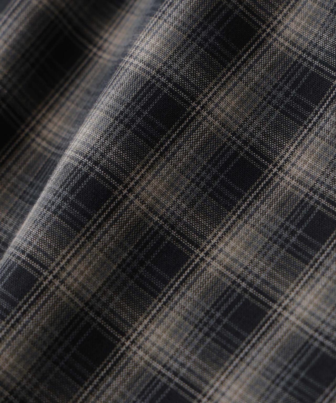 「STEVELOUR」モダンプレッピーシャツ