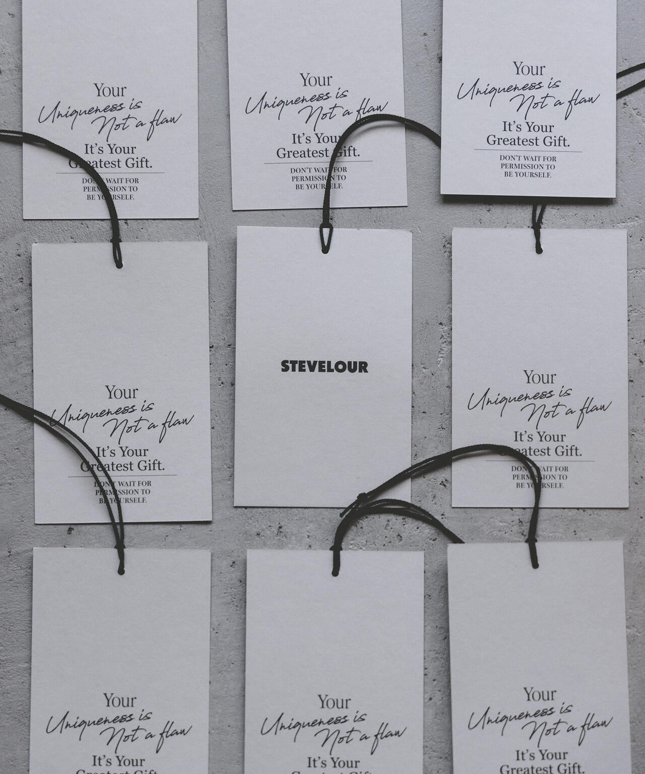 「STEVELOUR」モダンプレッピーシャツ