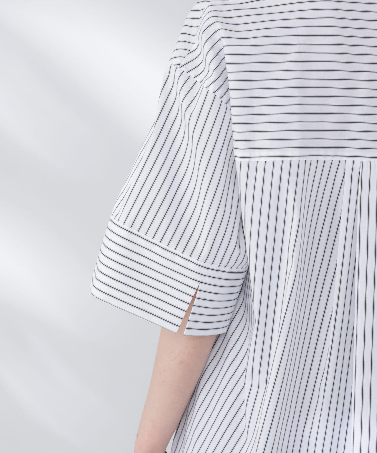 ワイドスリーブスキッパーシャツ