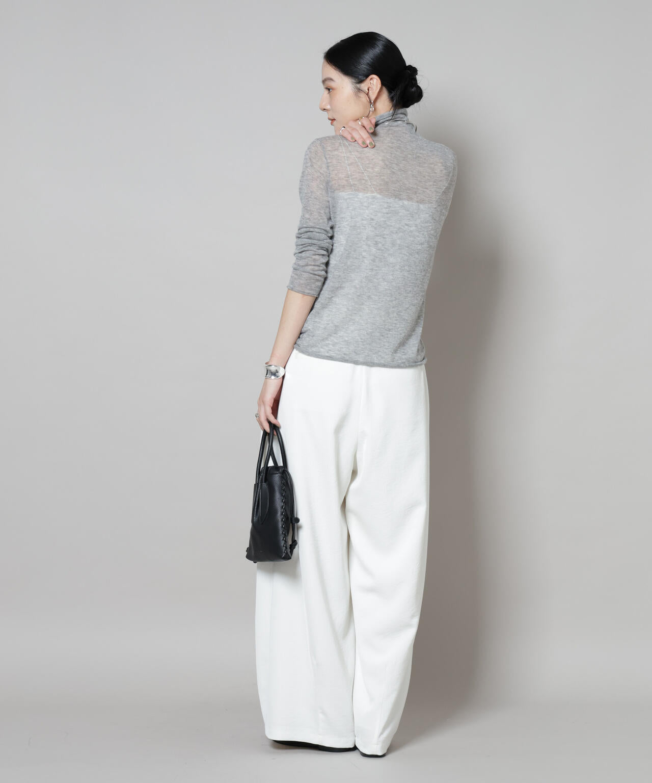 スイビウールタートルネックニットプルオーバー