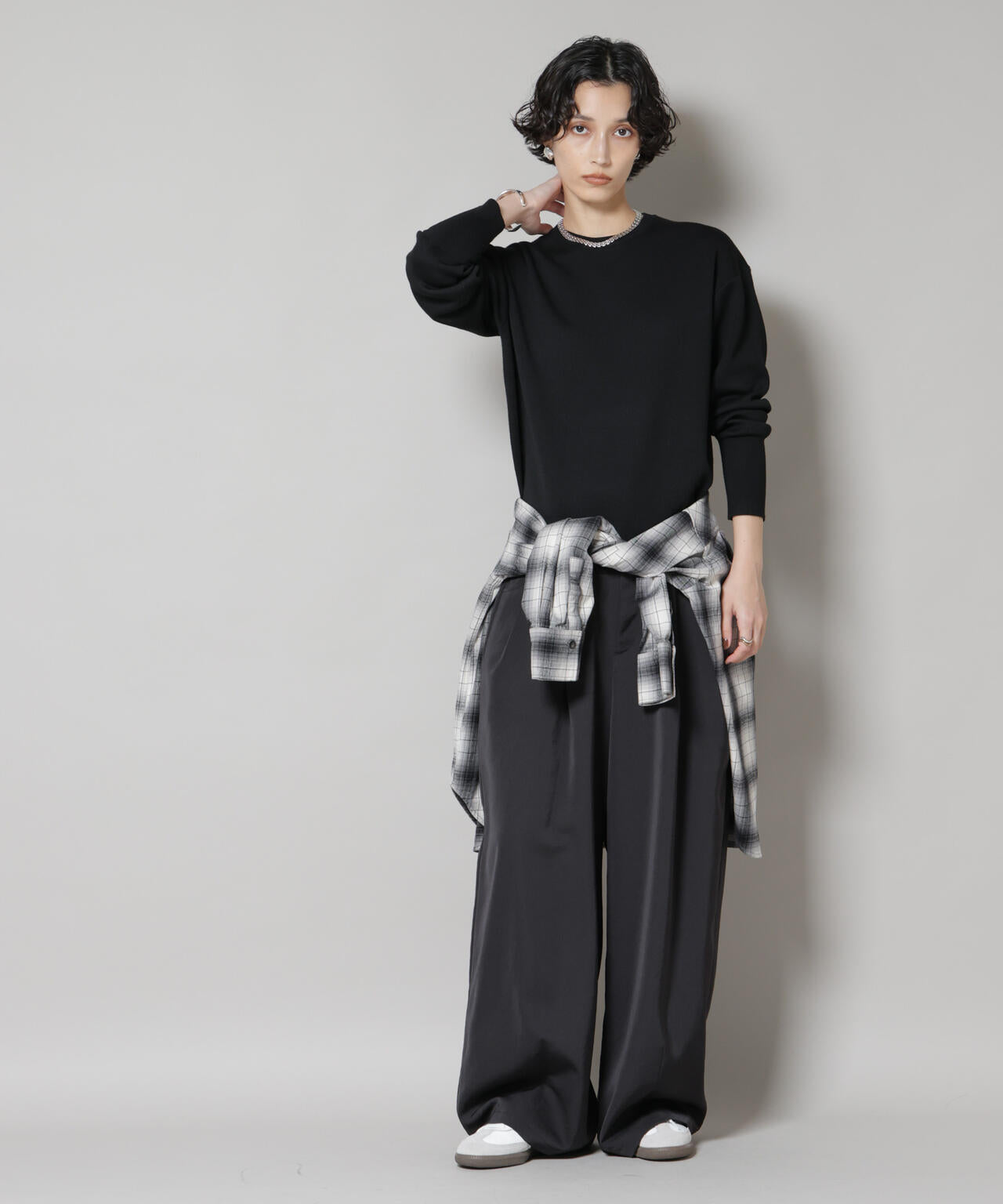 毛玉レスニットスムースクルーネックプルオーバー