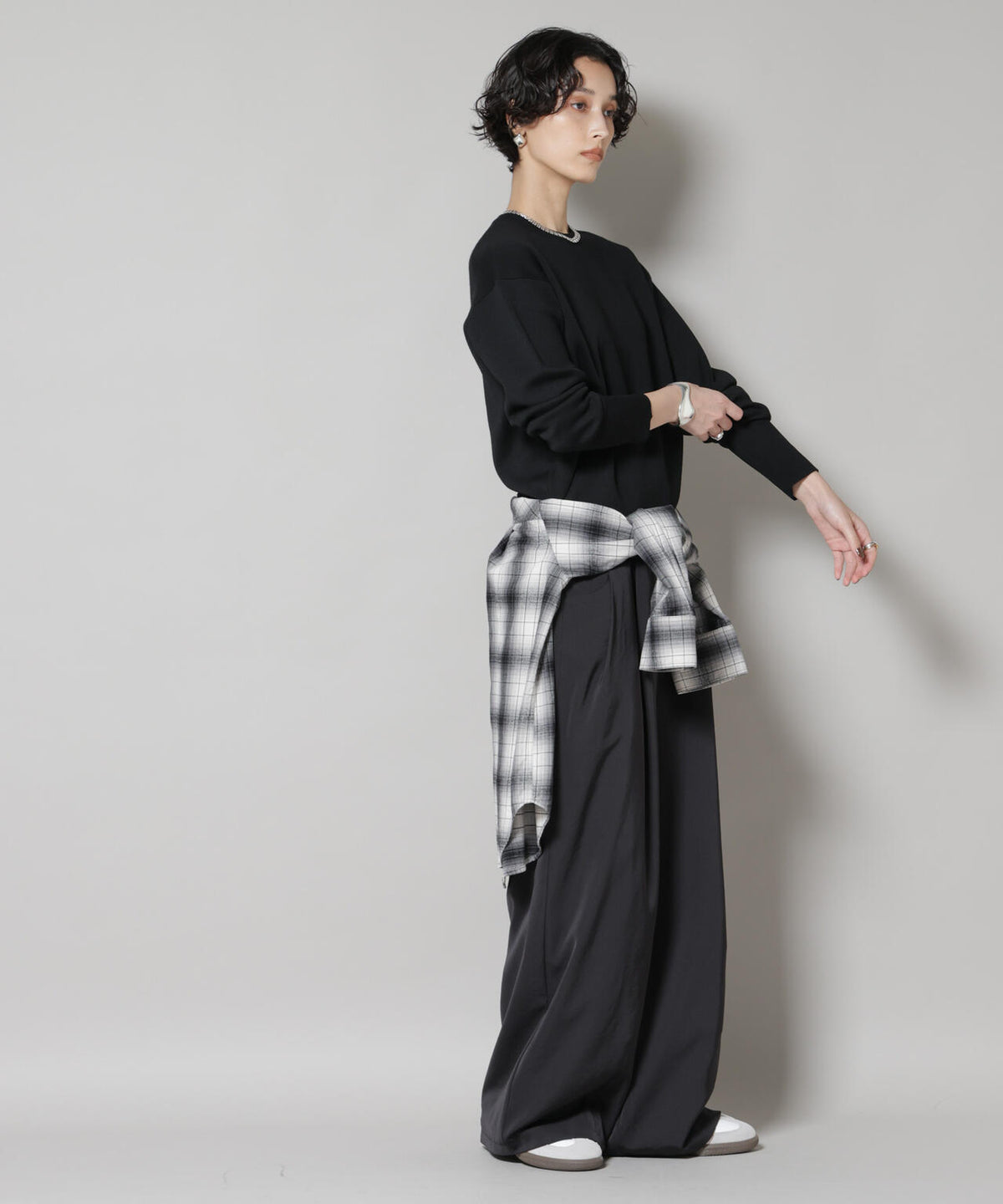 毛玉レスニットスムースクルーネックプルオーバー