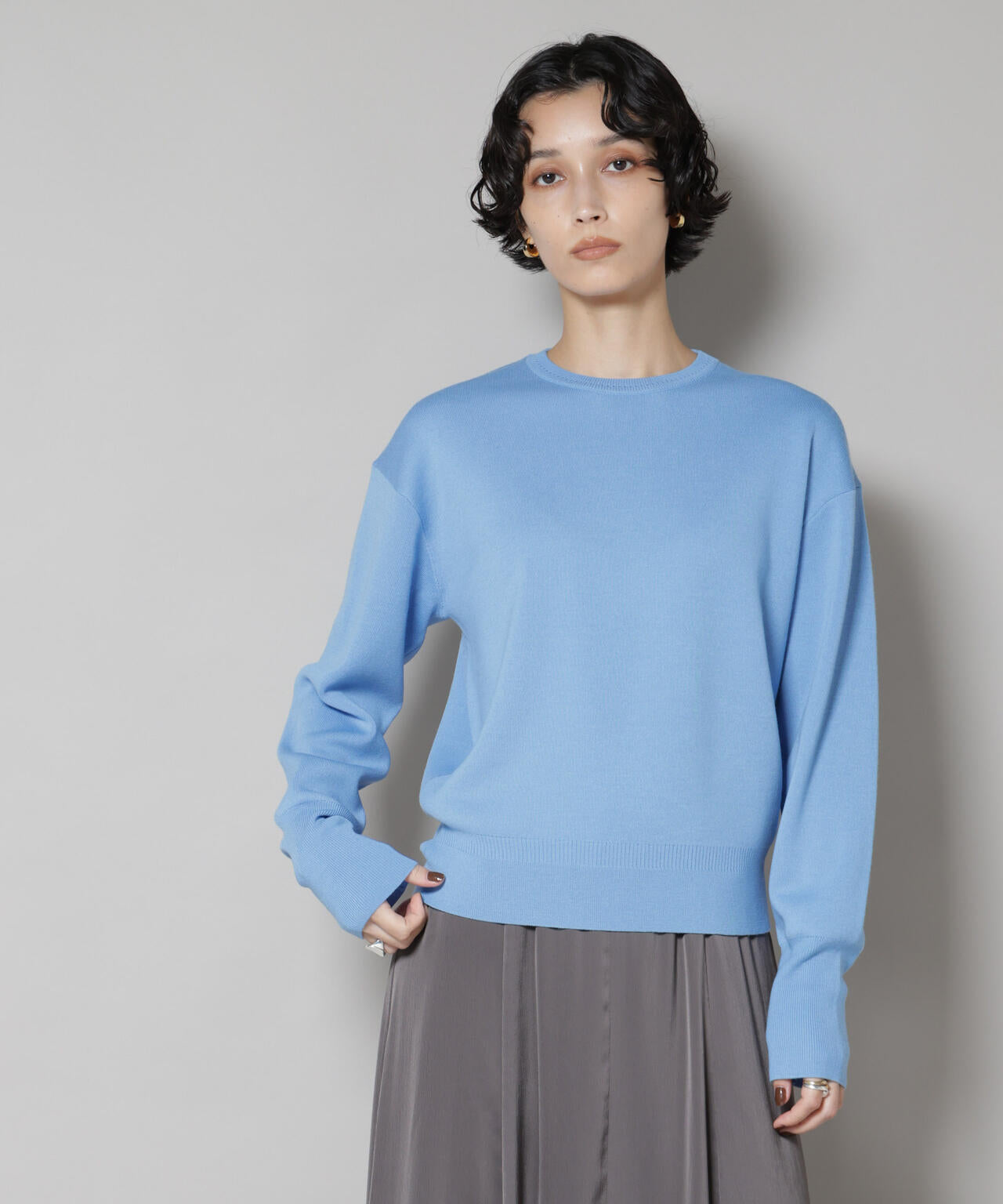 毛玉レスニットスムースクルーネックプルオーバー