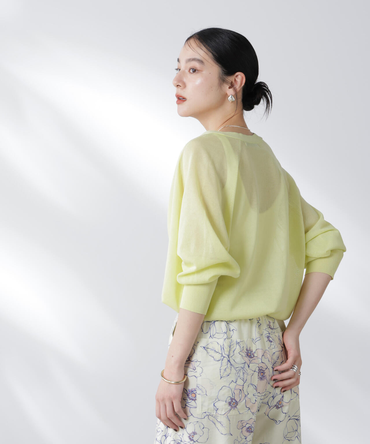 コットンスパークシアーVネックカーディガン