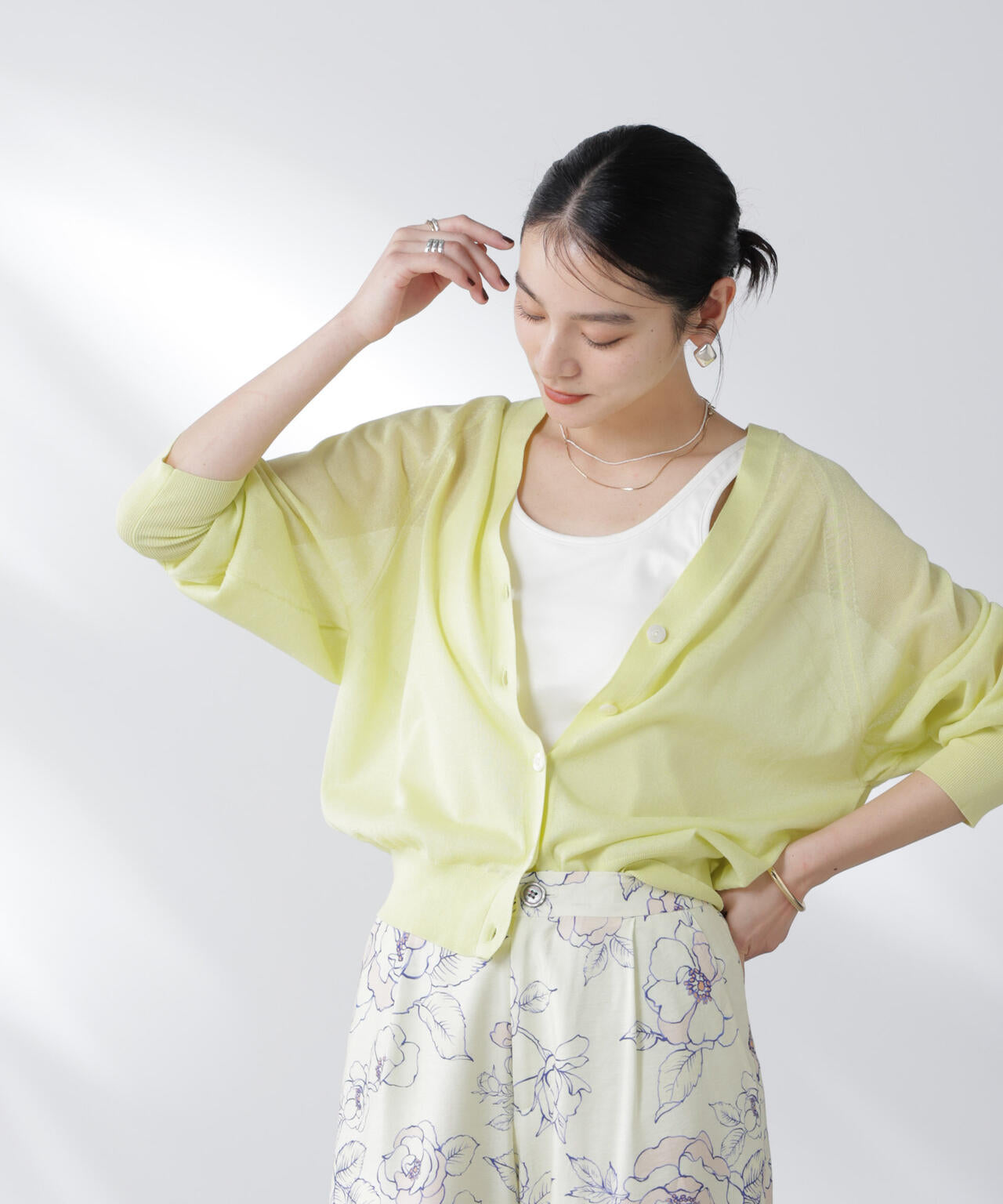 コットンスパークシアーVネックカーディガン