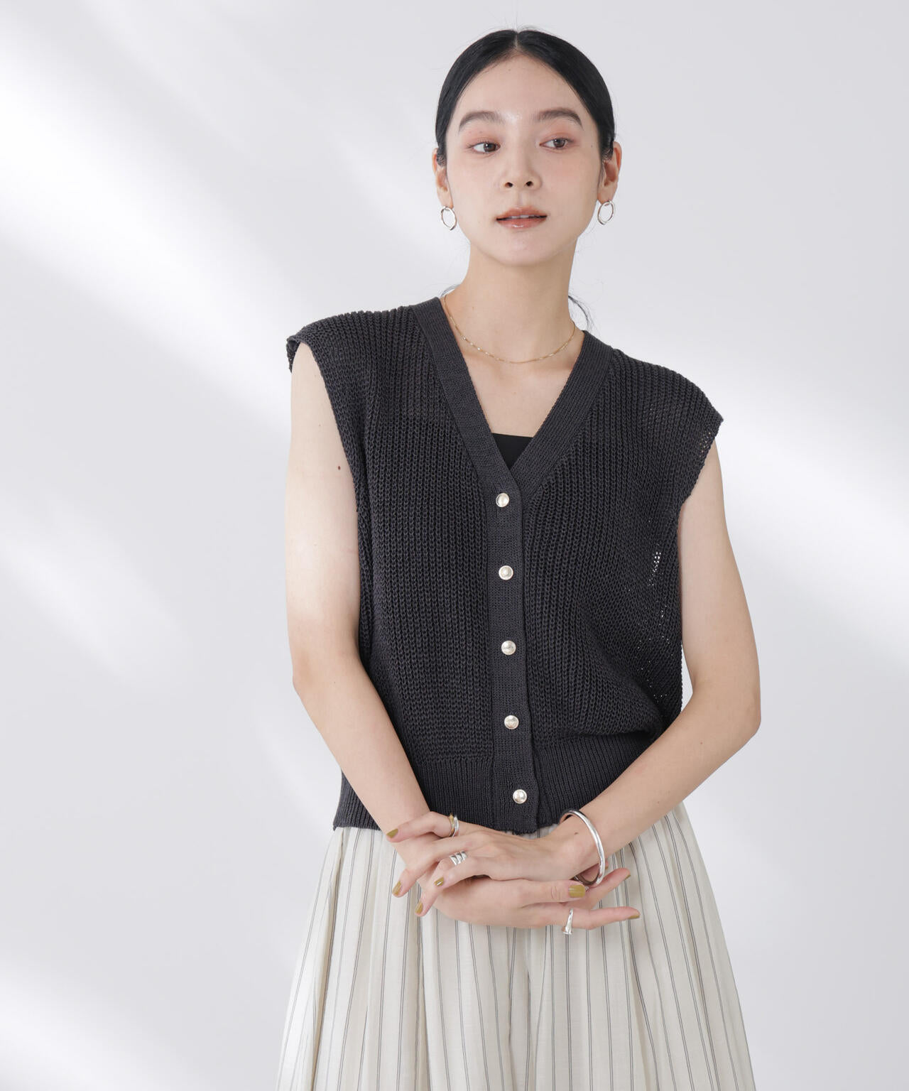 ペーパーヤーン畦ニットベスト