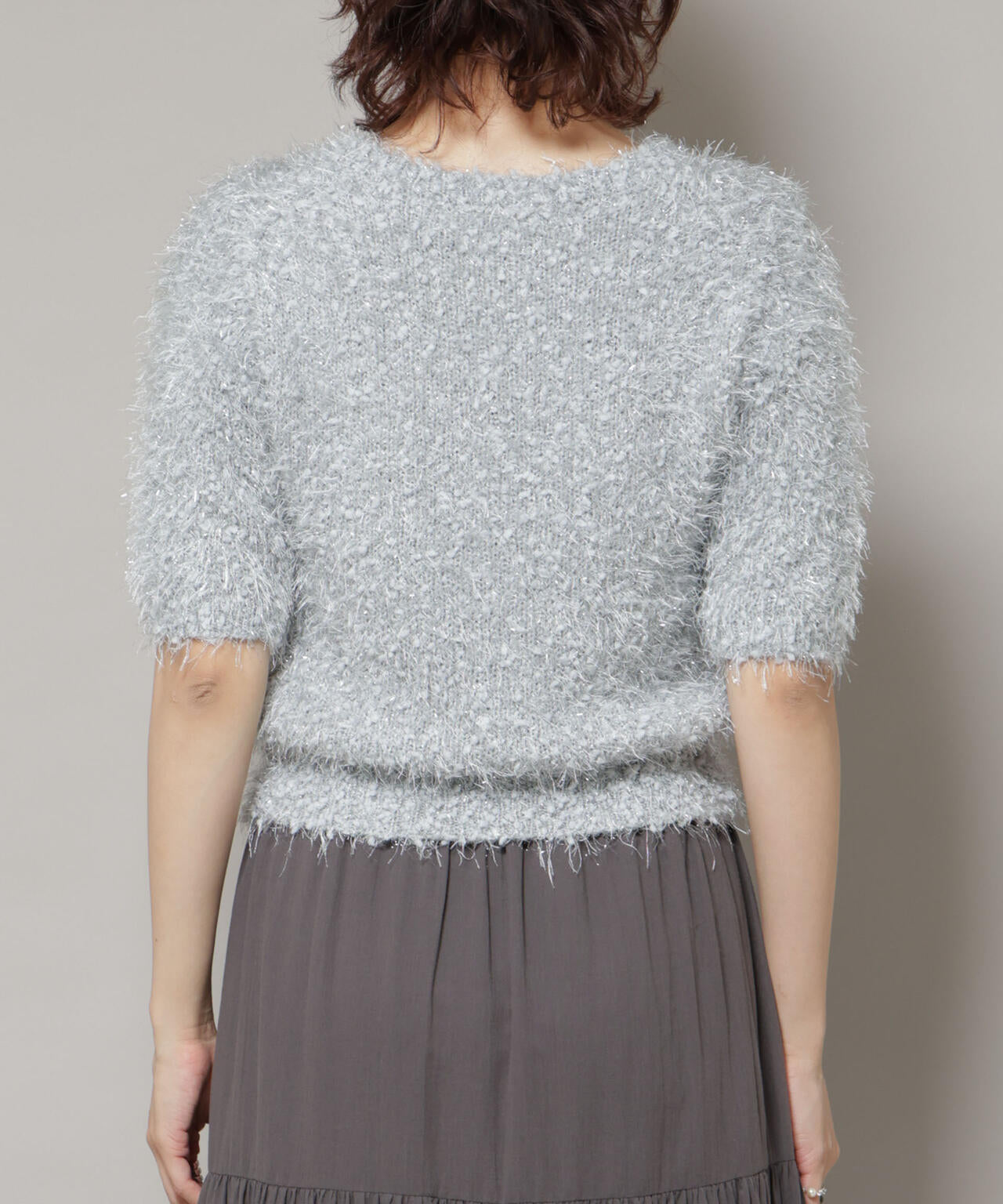 シャギーラメコンパクト半袖ニット