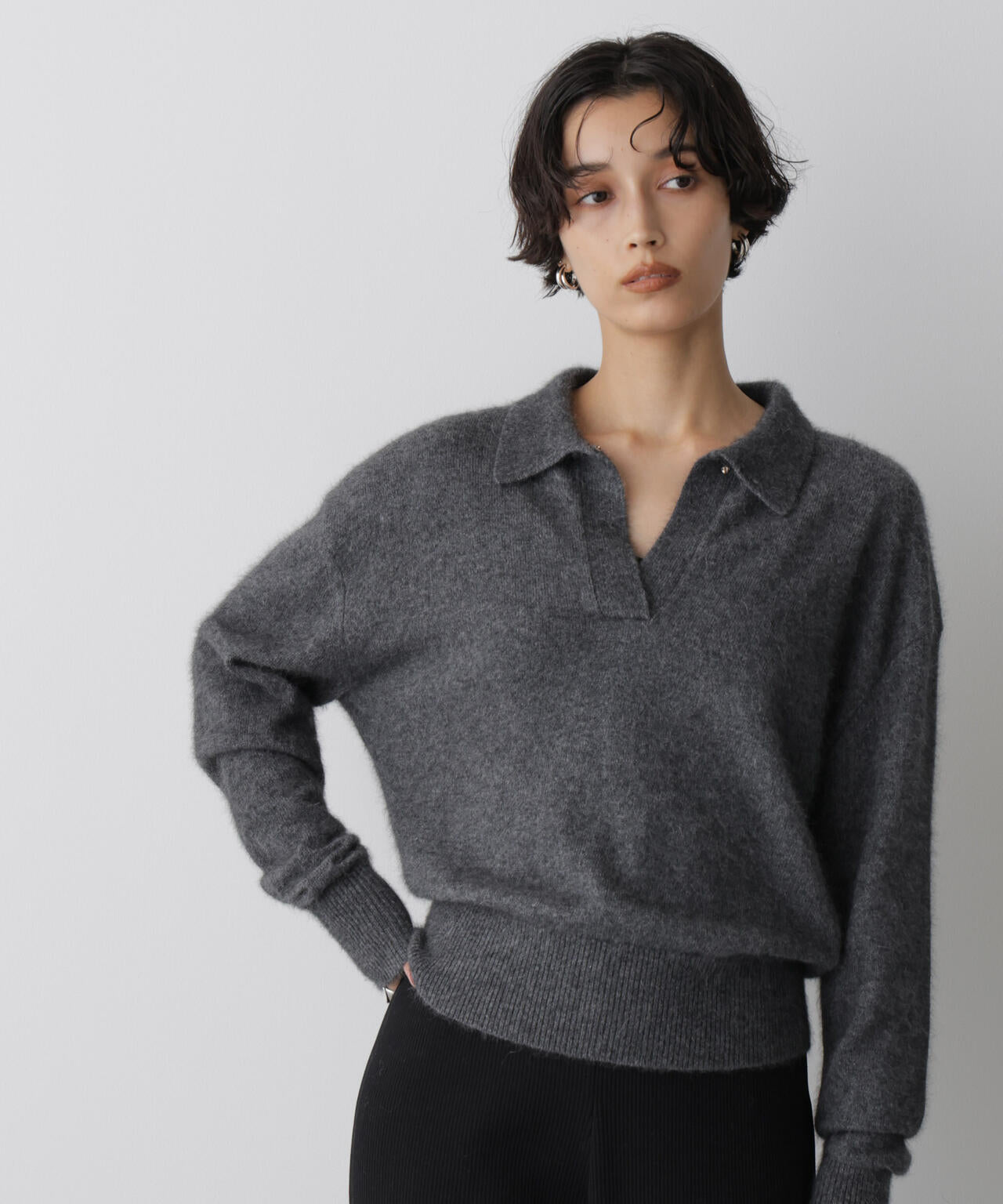 「STEVELOUR」スキッパーポロ衿ソフトタッチニット