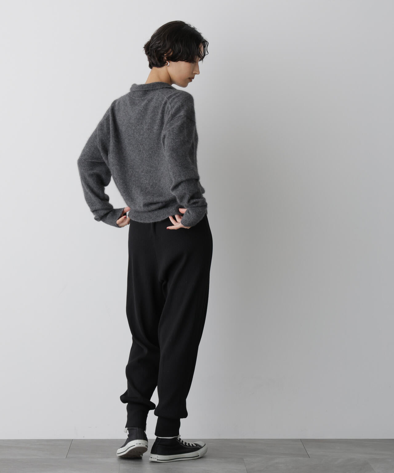 「STEVELOUR」スキッパーポロ衿ソフトタッチニット