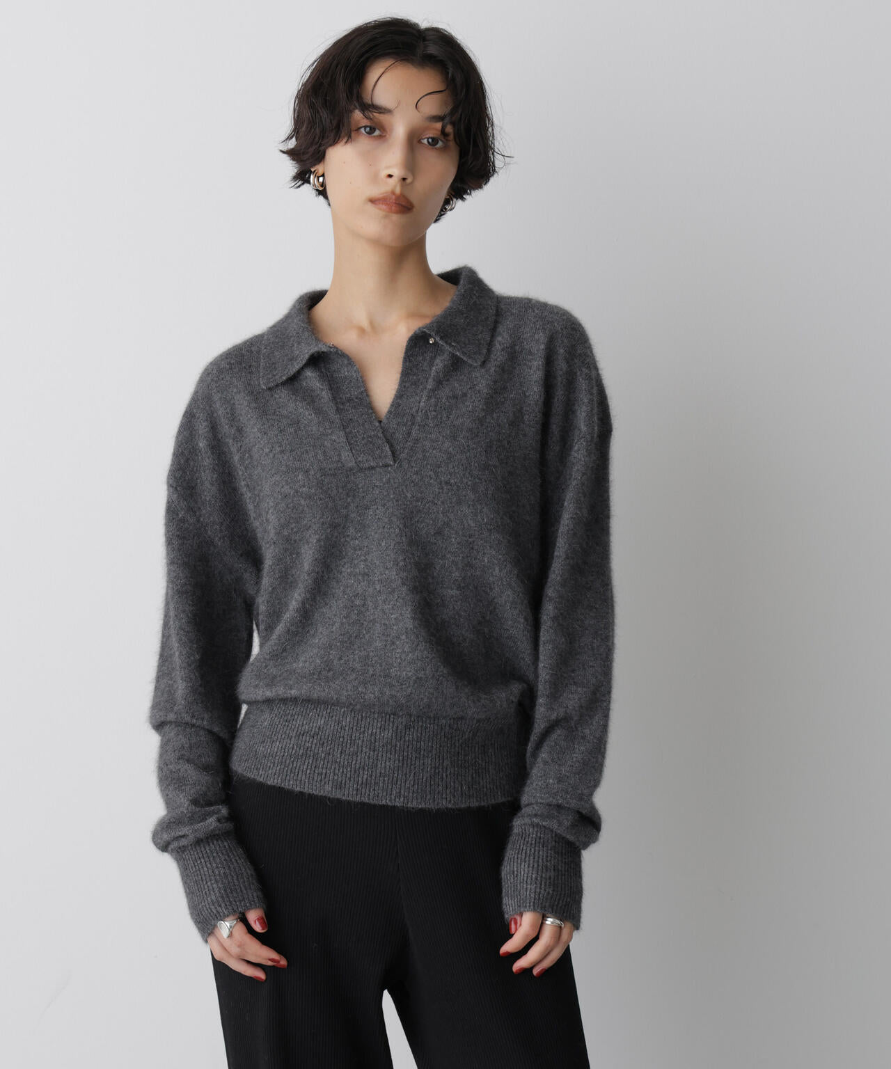 「STEVELOUR」スキッパーポロ衿ソフトタッチニット