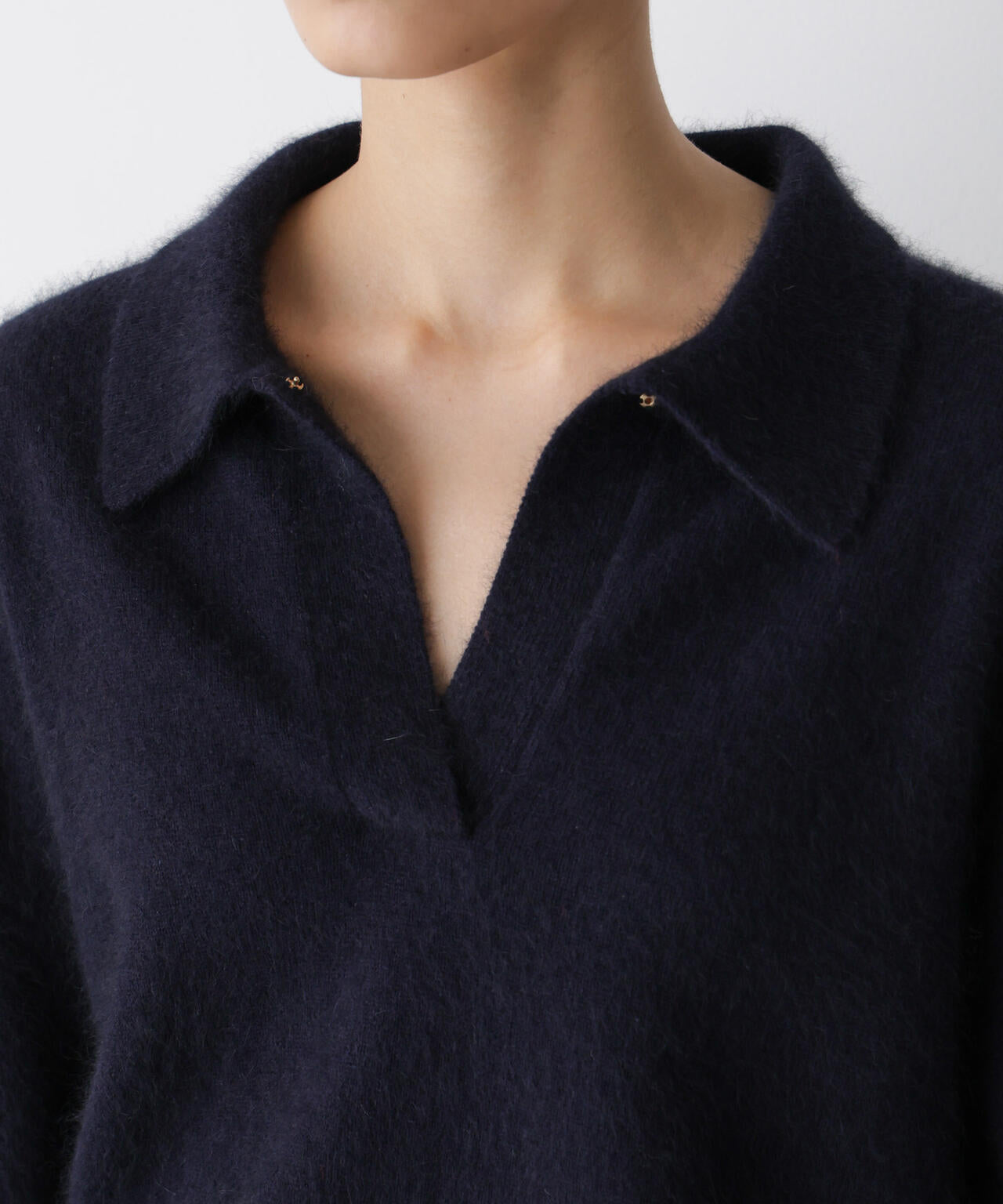 「STEVELOUR」スキッパーポロ衿ソフトタッチニット