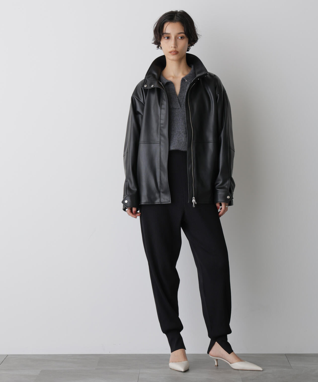 「STEVELOUR」裾リブニットパンツ