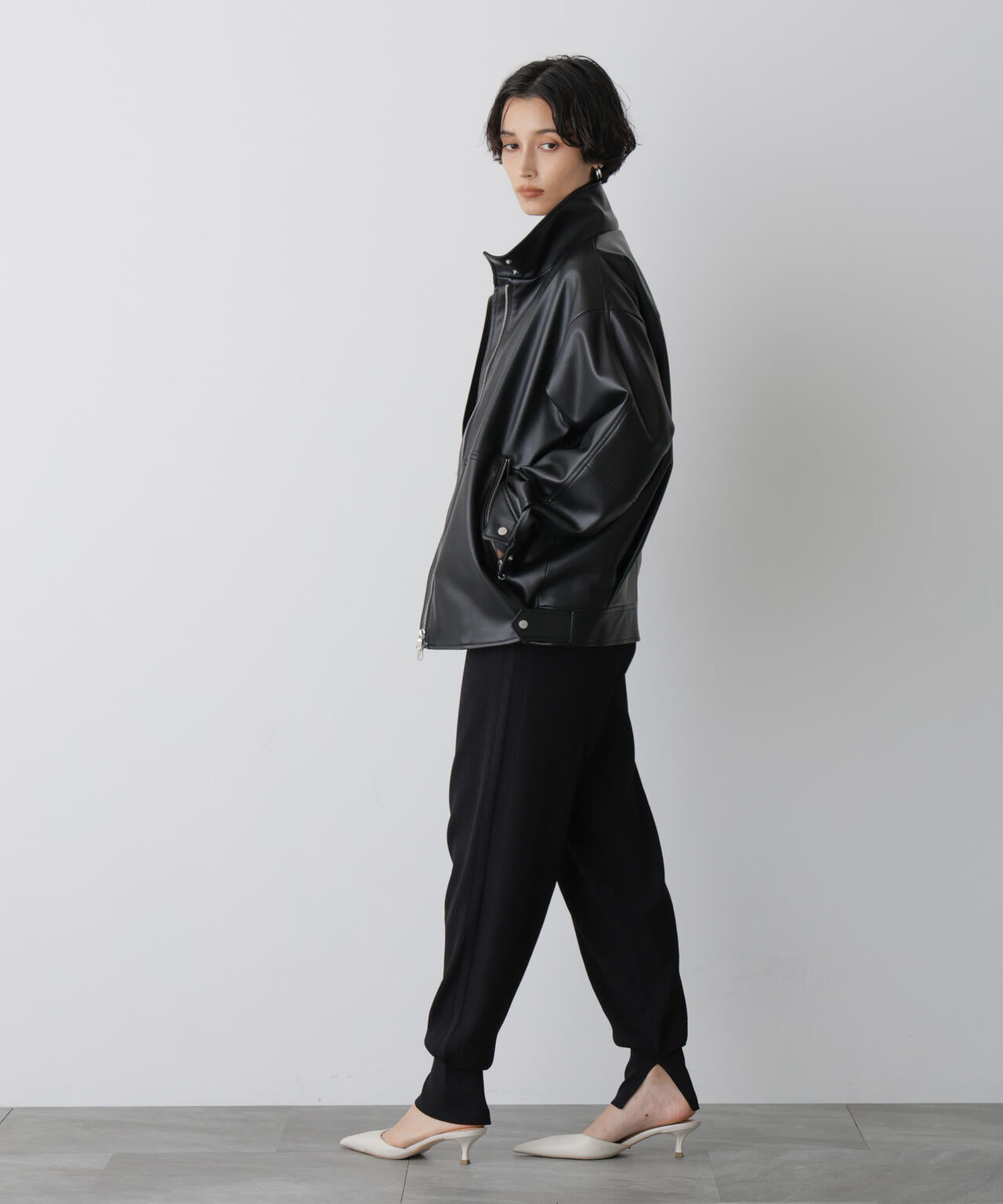 「STEVELOUR」裾リブニットパンツ