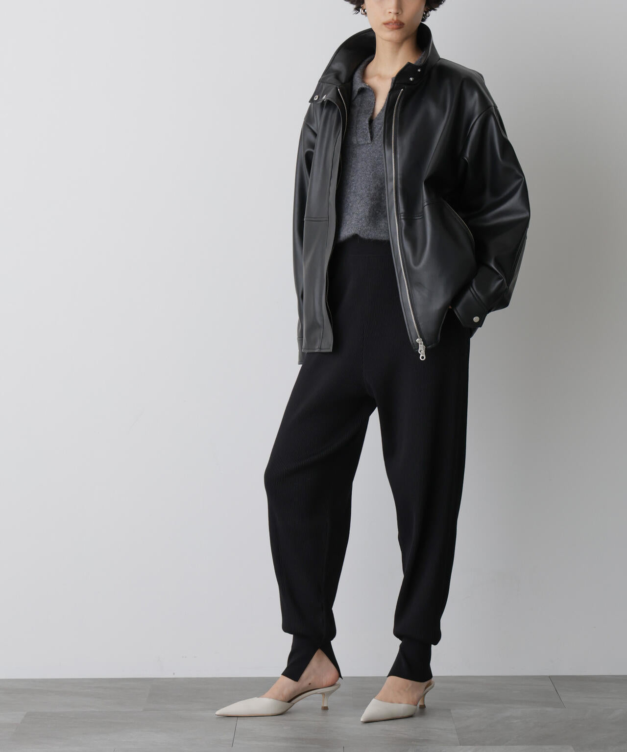 「STEVELOUR」裾リブニットパンツ