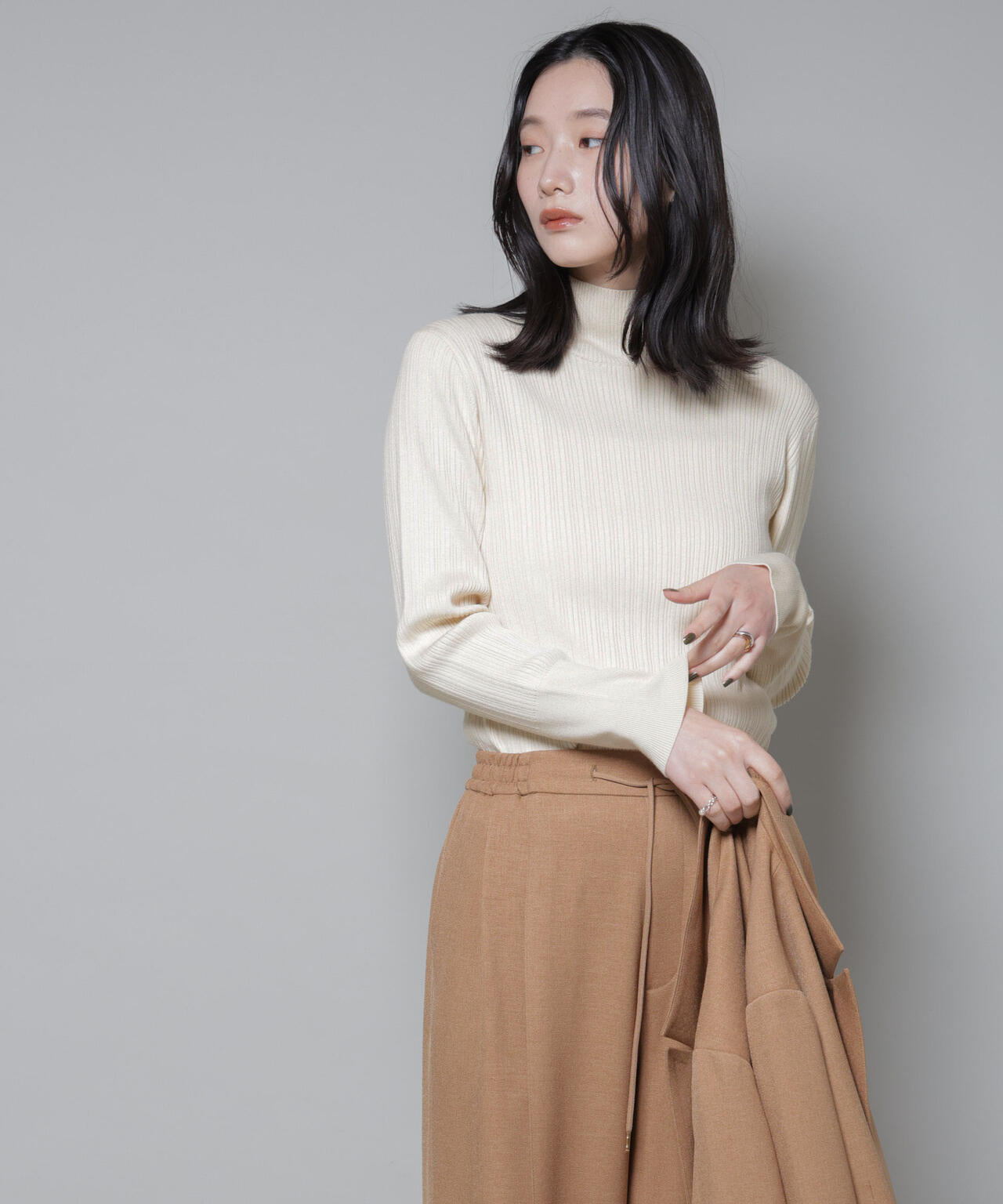 ホホバオイル加工ランダムリブタートルニット