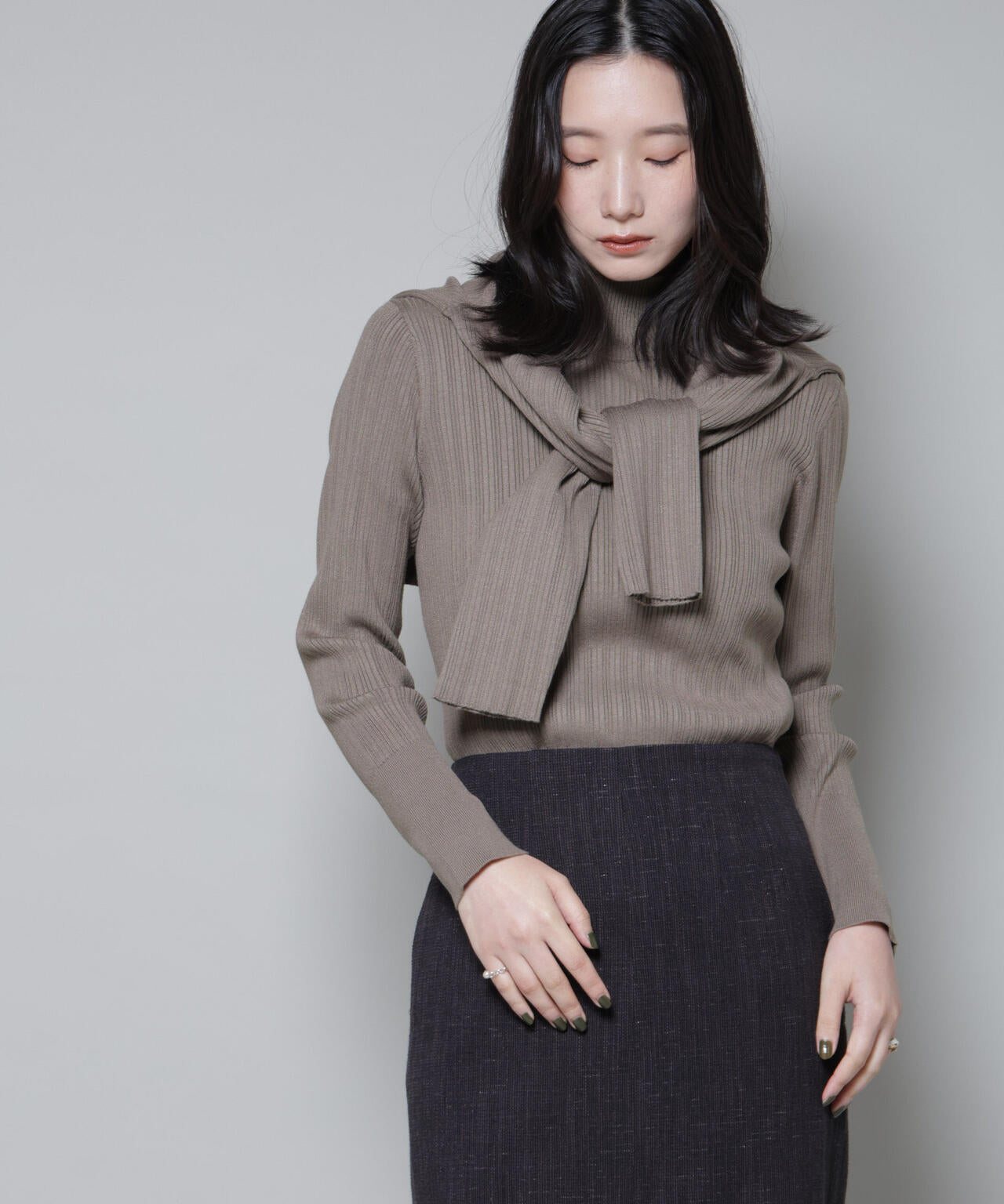 ホホバオイル加工ランダムリブタートルニット