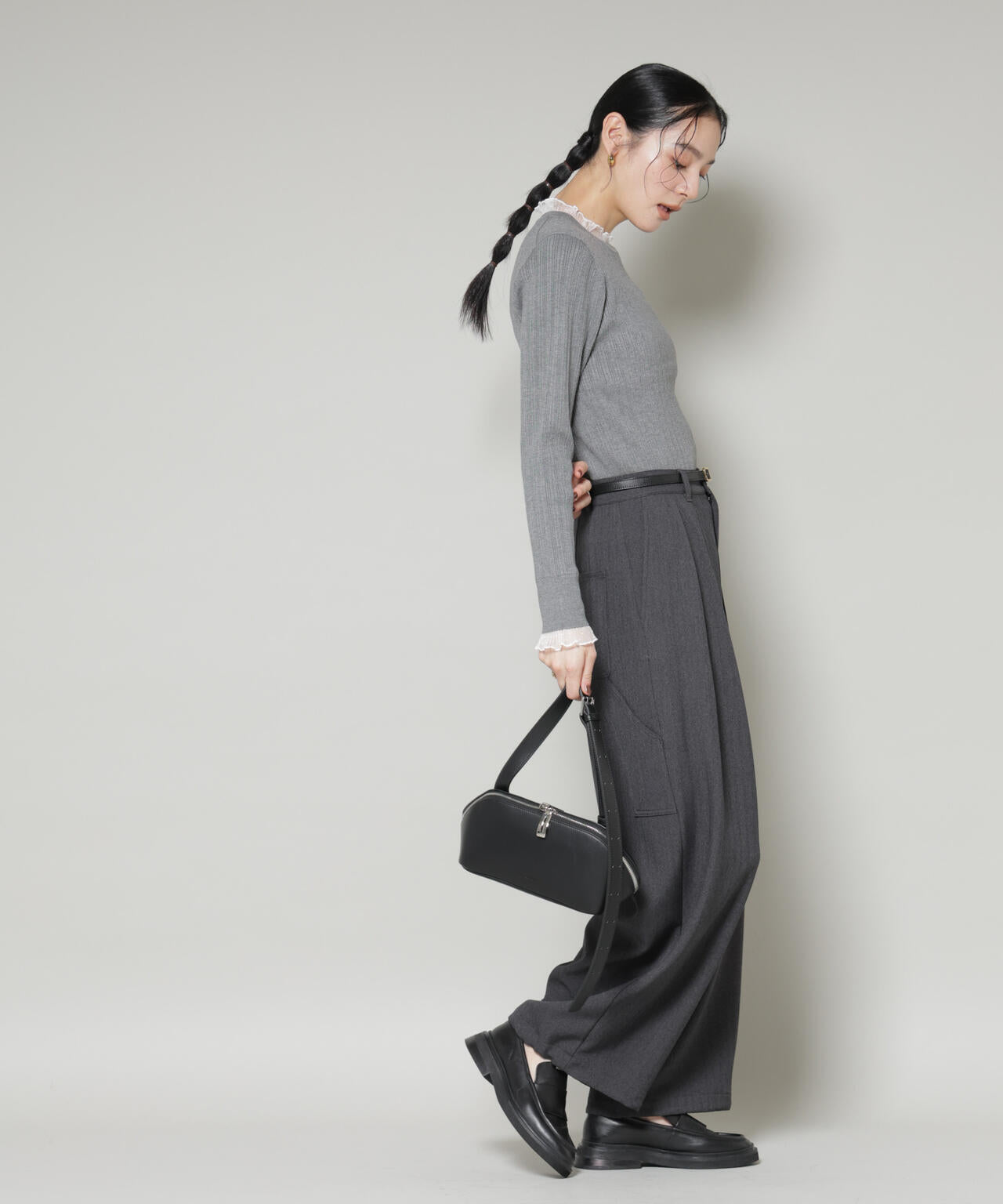 ホホバオイル加工チュールフリル付きランダムリブニット