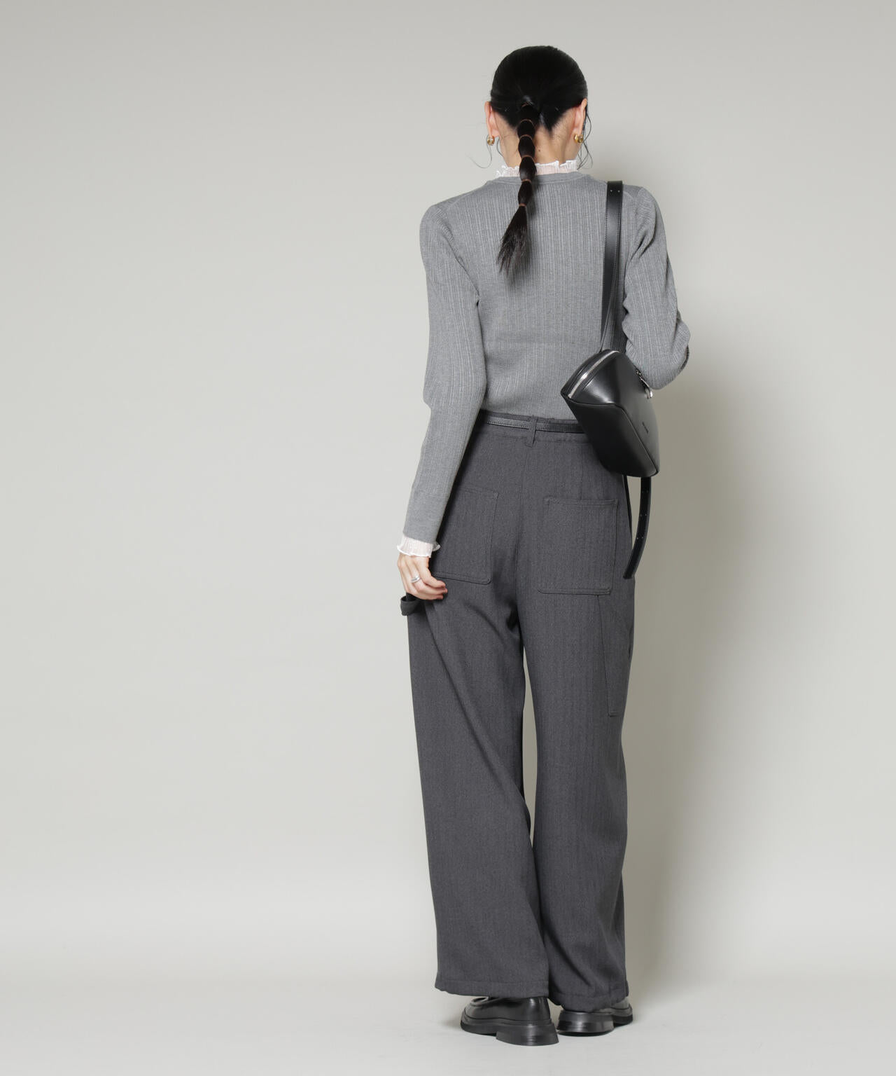 ホホバオイル加工チュールフリル付きランダムリブニット