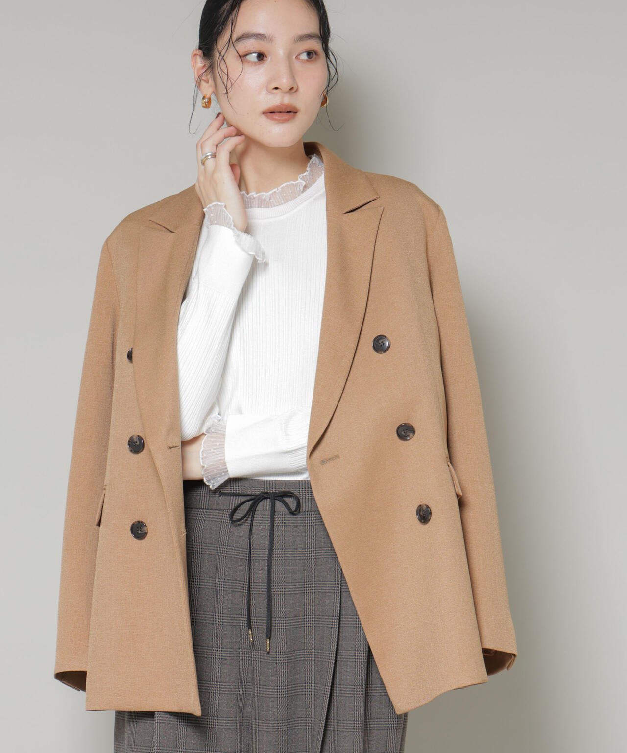 ホホバオイル加工チュールフリル付きランダムリブニット