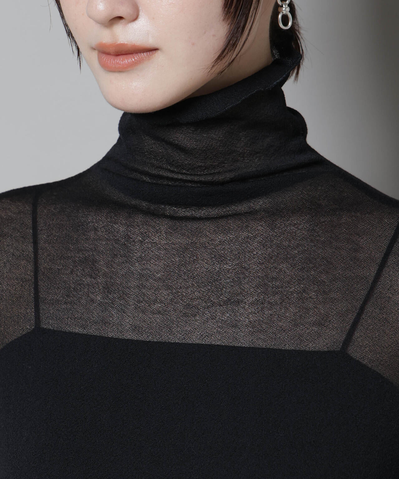 梨地シアータートルカットトップス