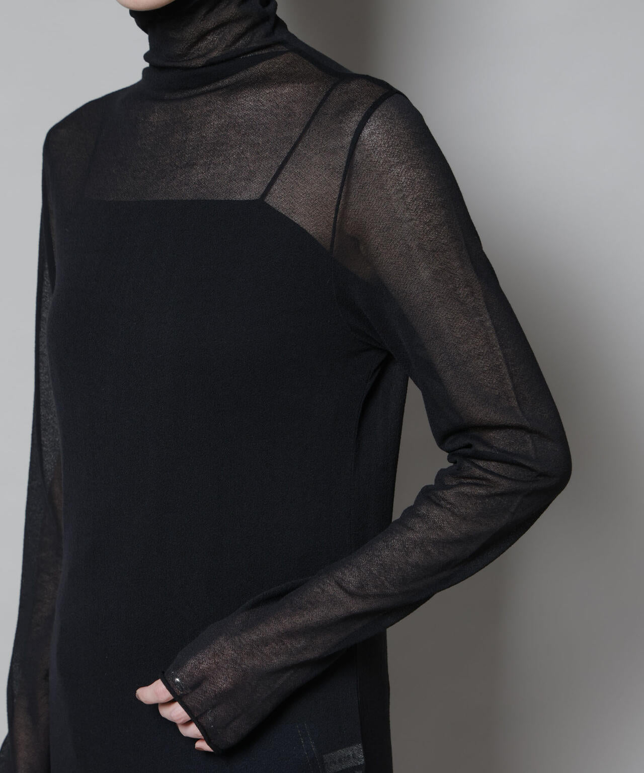 梨地シアータートルカットトップス