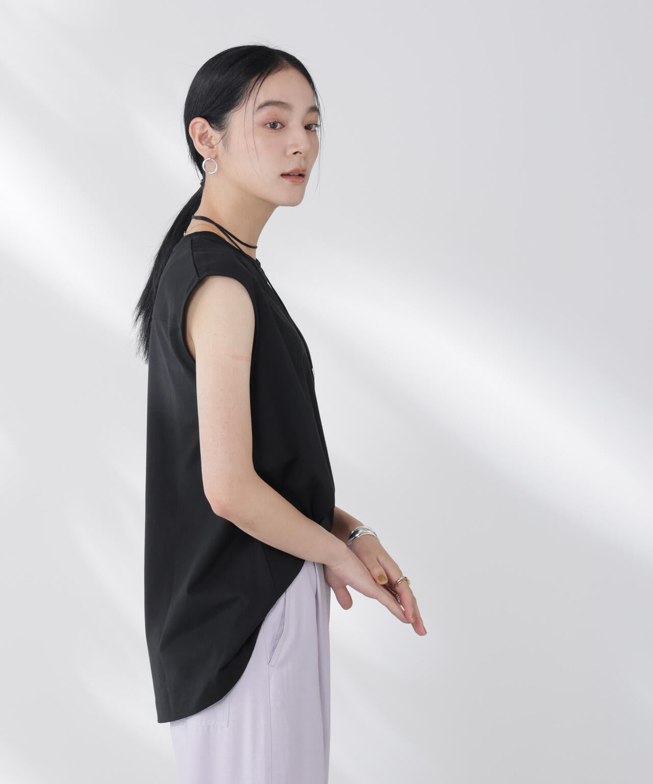 NANOFINE強撚コットンノースリーブトップス