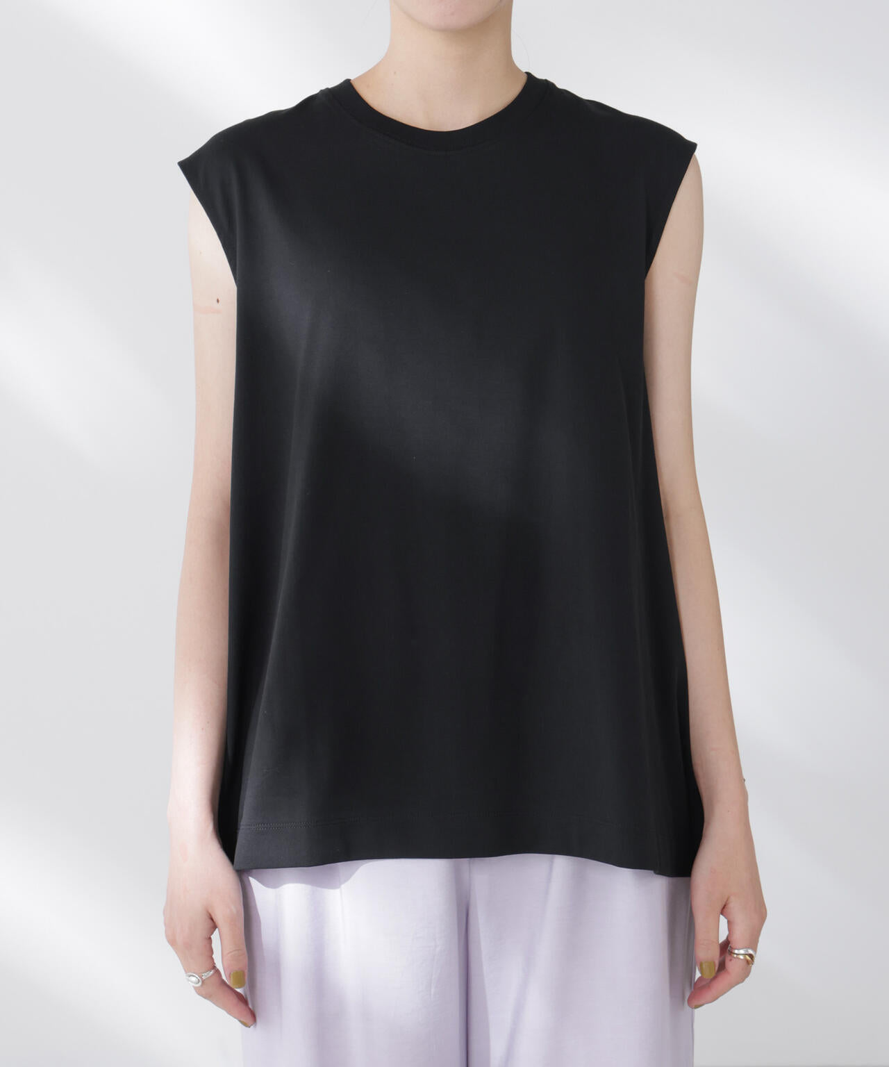 NANOFINE強撚コットンノースリーブトップス