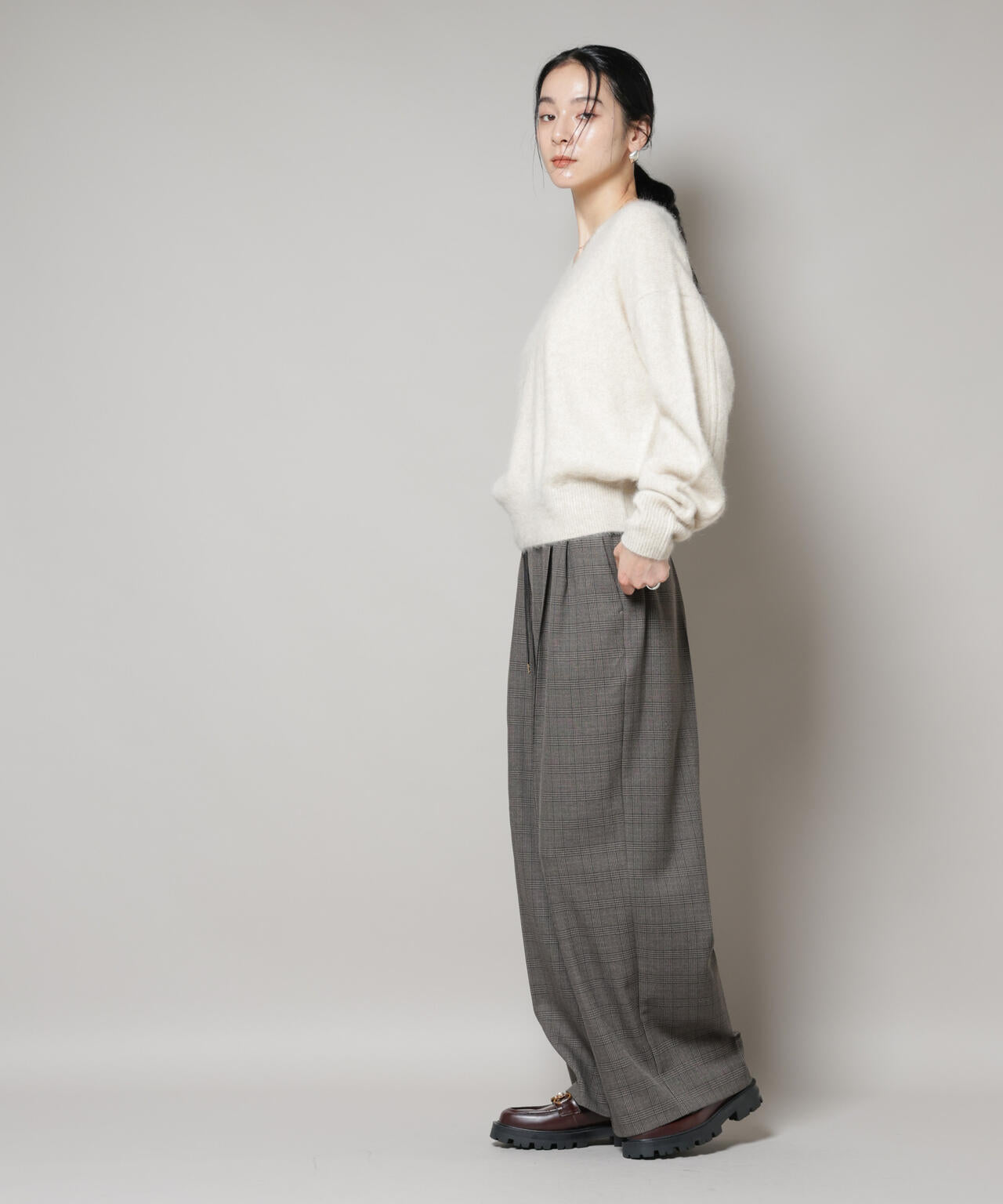 ストレッチサージチェックピンタックイージーワイドパンツ(セットアップ可)